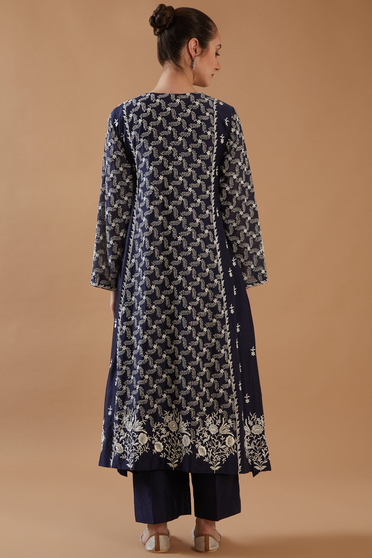 RESHAM AND ZARDOZI HAND EMBROIDERED KURTA SET