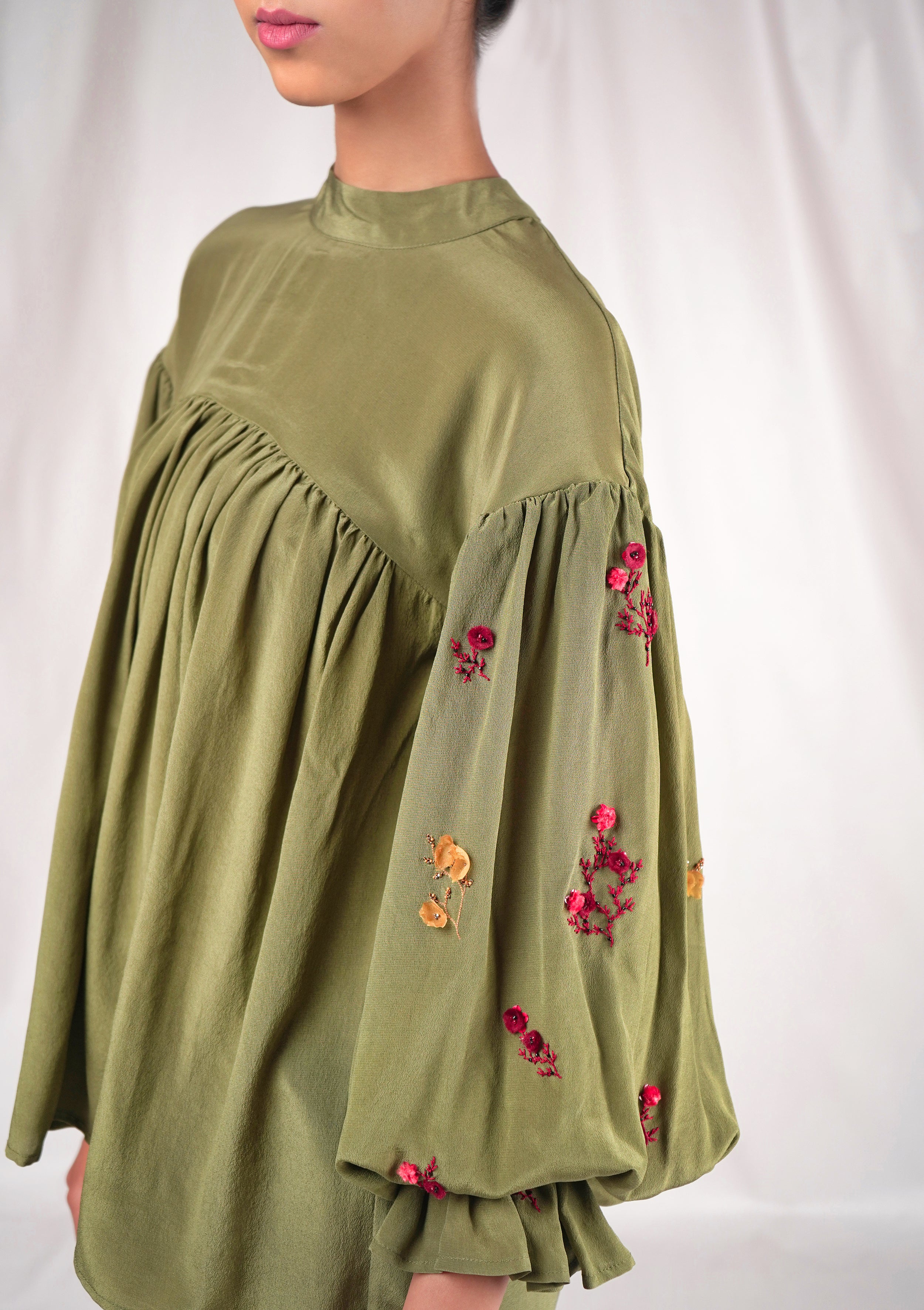 Green Moss top with puff sleeves