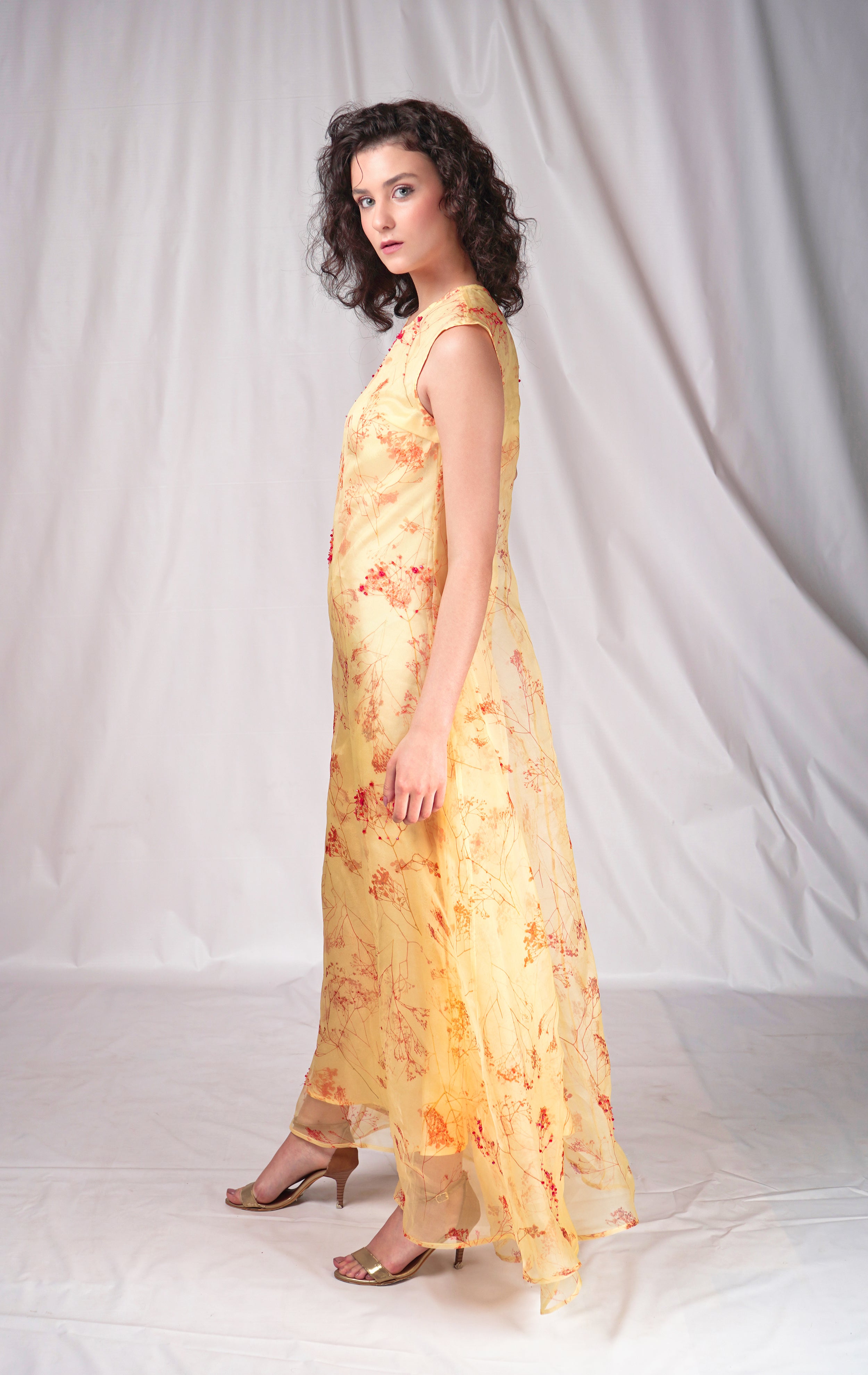 Yellow long dress with shibori print and embroidery details