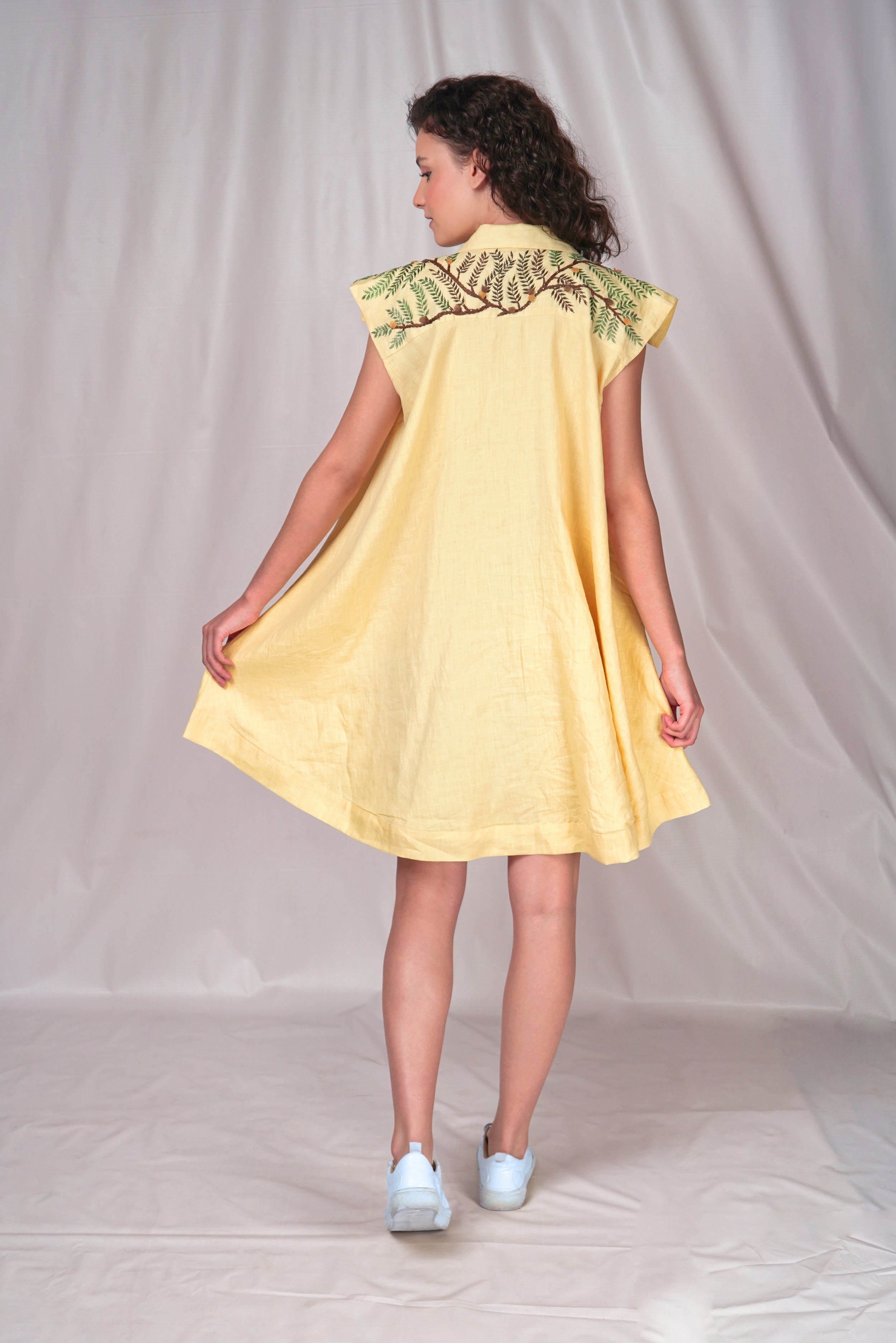 Yellow shirt dress with leaf embroidery