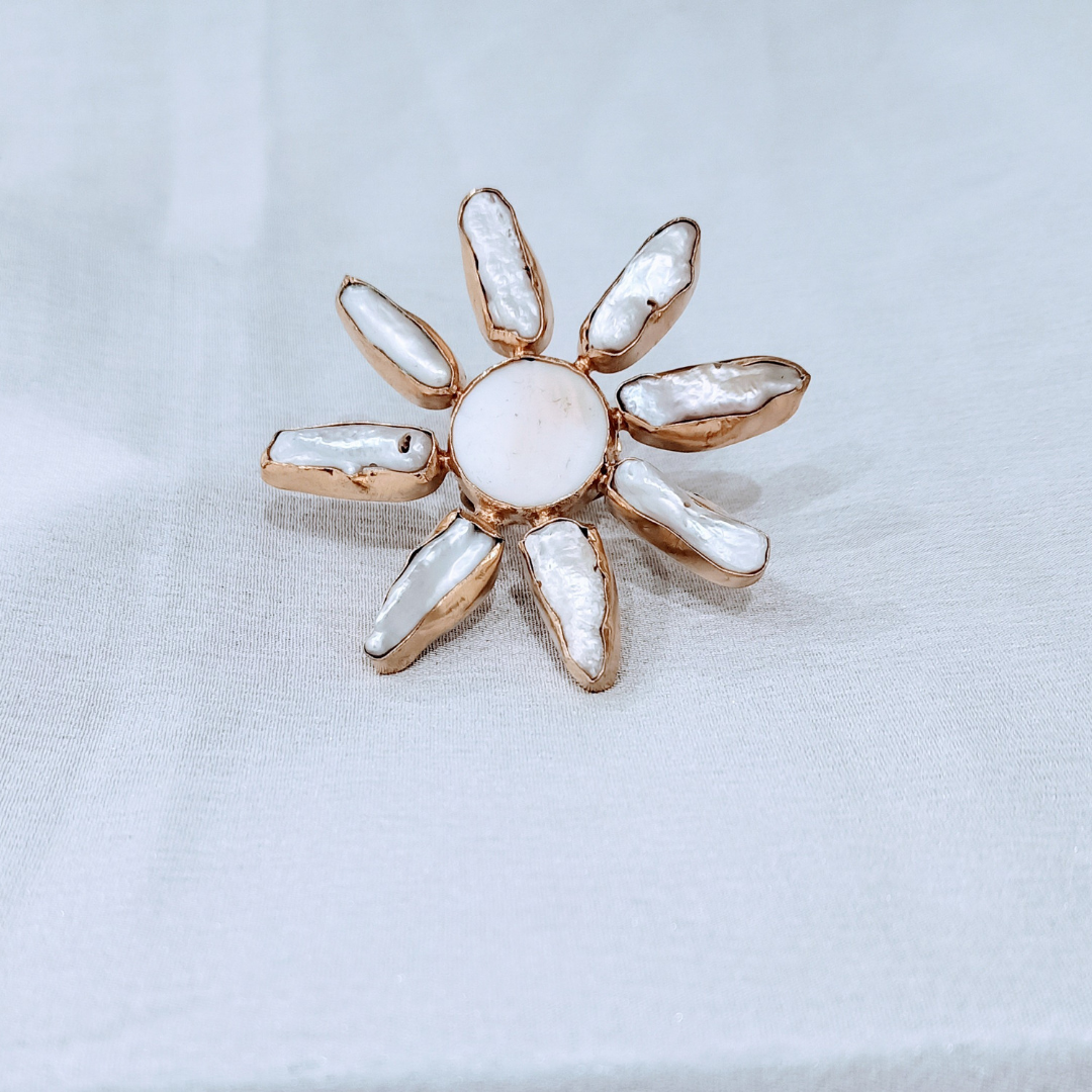 MOP FLOWER RING