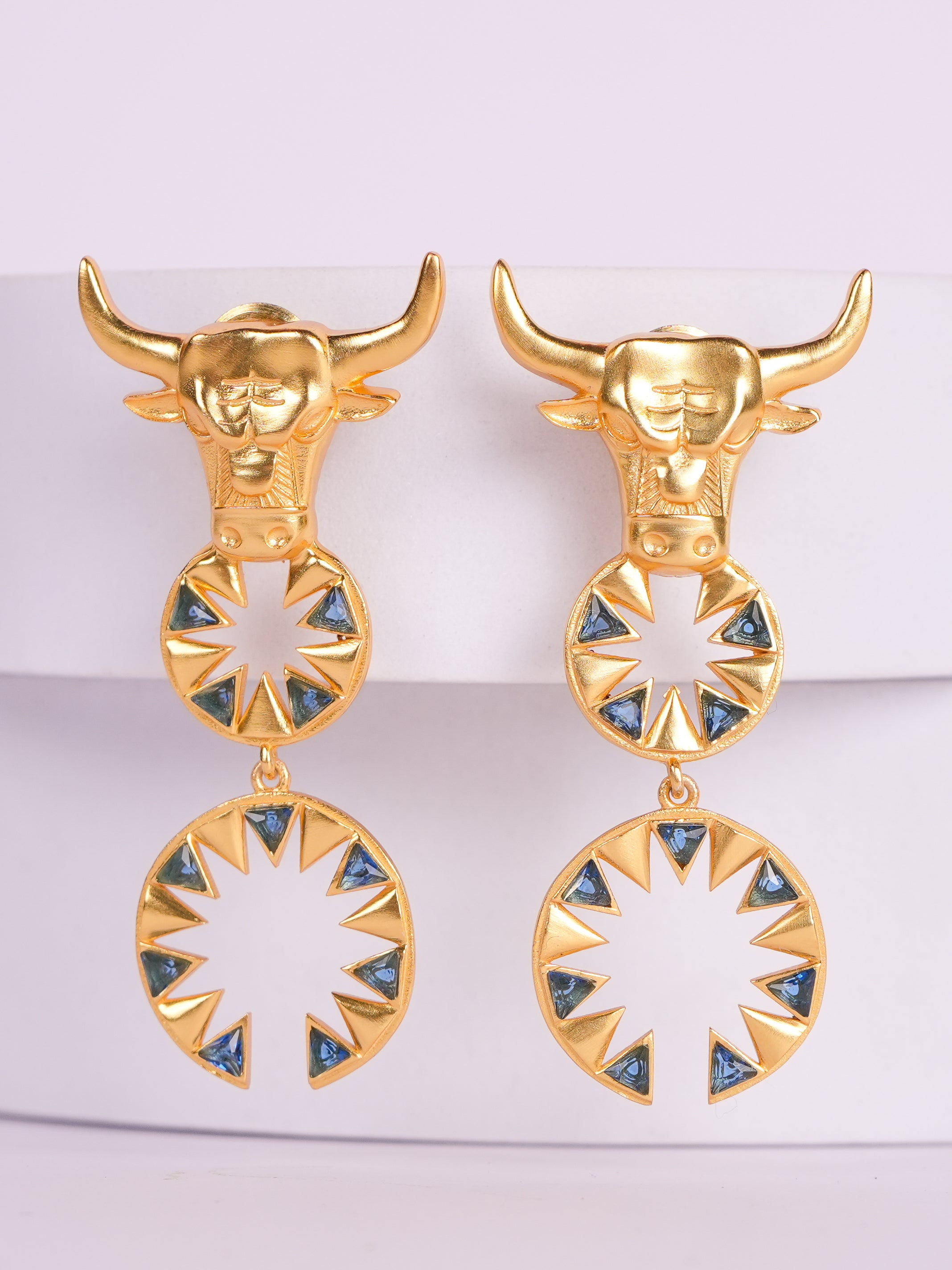 Toro Danglers
