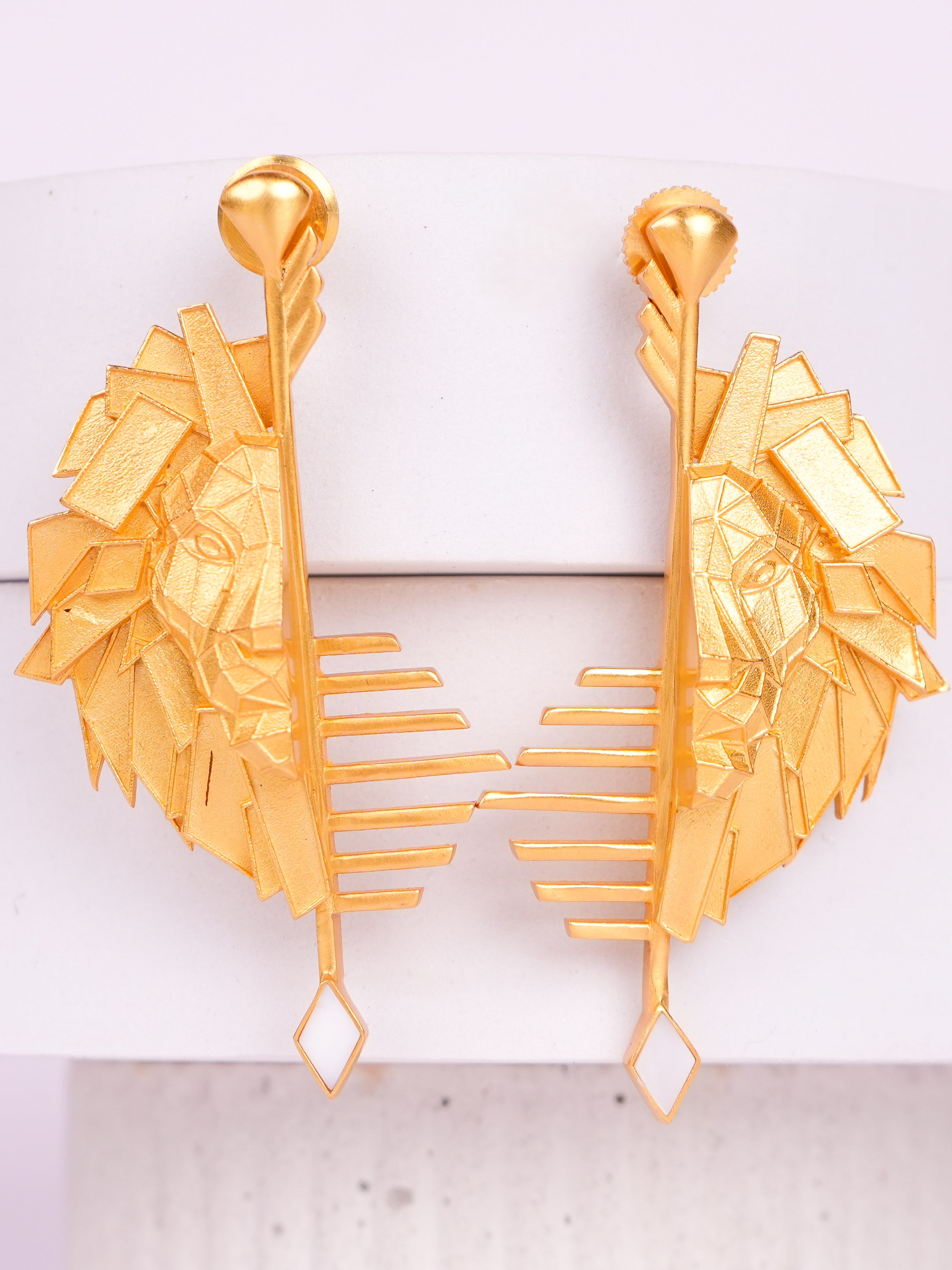 Regal Roar Studs