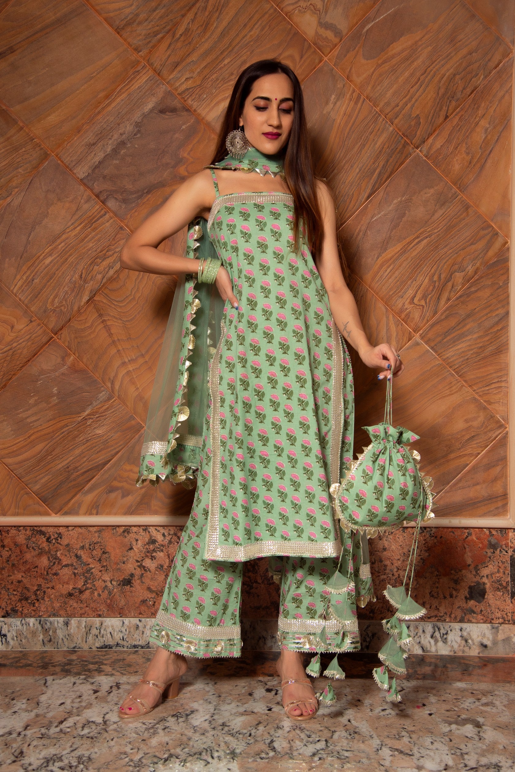 MISHIKA GREEN HAND BLOCK SUIT SET