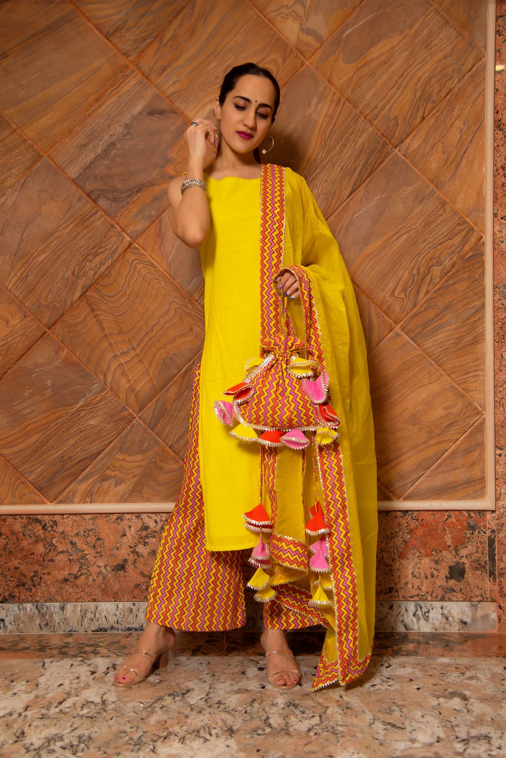 SIYA YELLOW COTTON SUIT SET