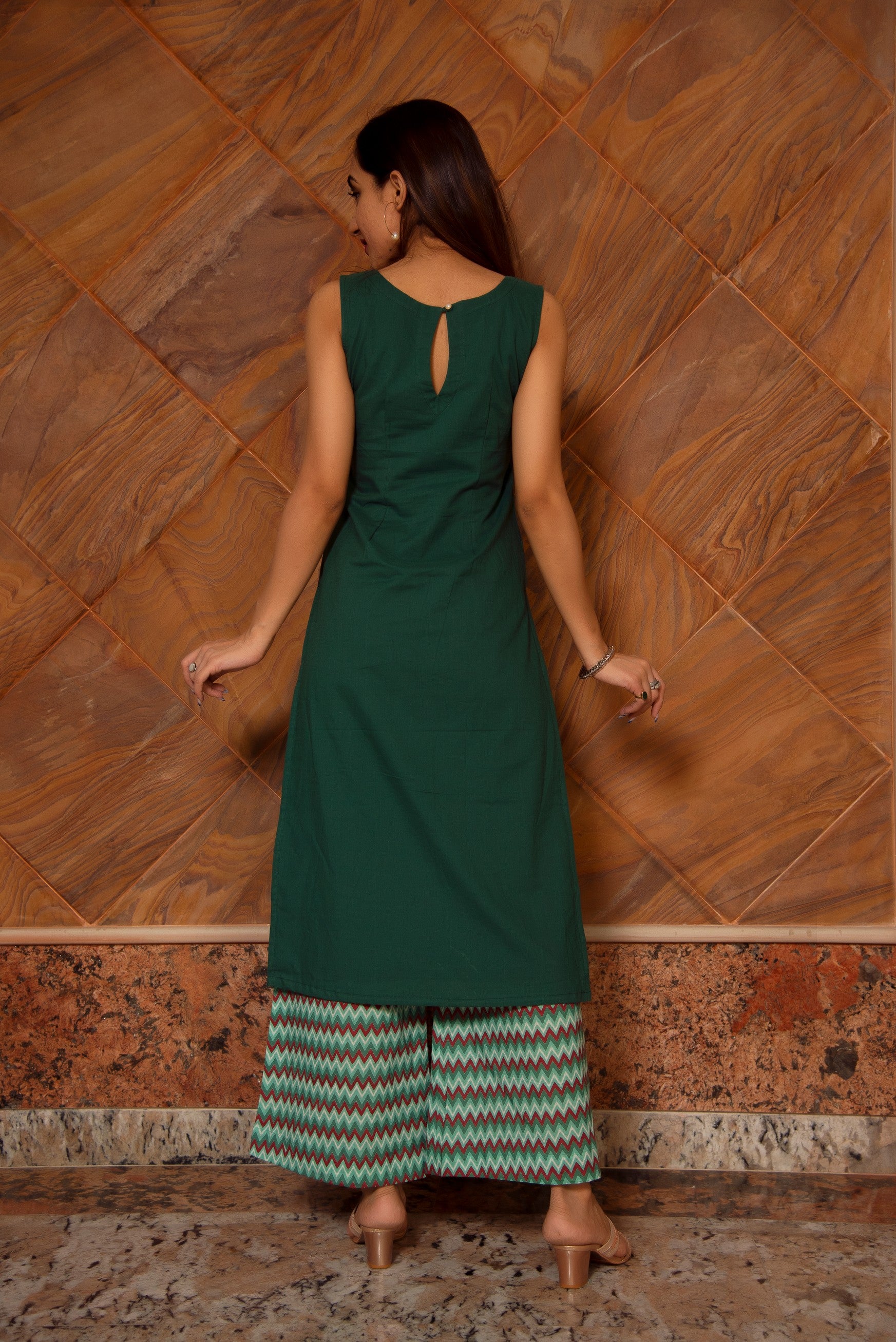 SIYA DARK GREEN COTTON SUIT SET