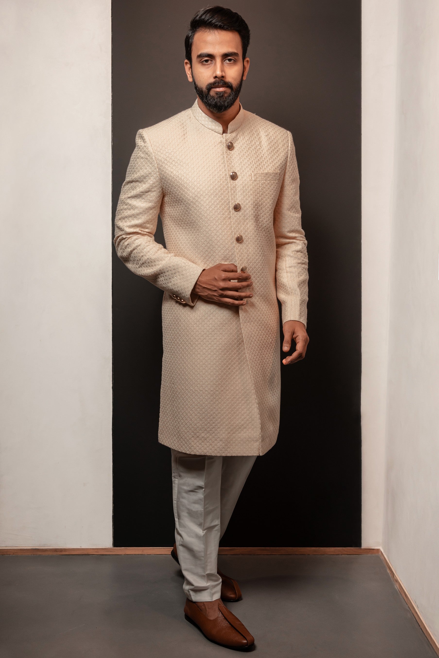 Beige textured long Bandhagala set