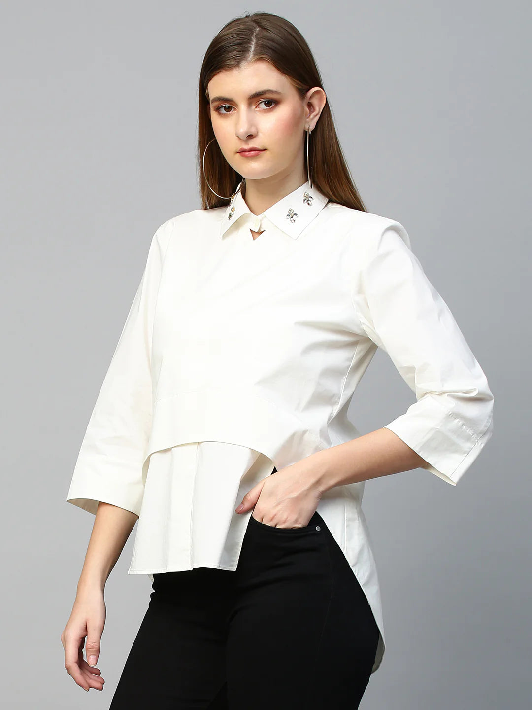 Top with embroidered collar and deconstructed front and back