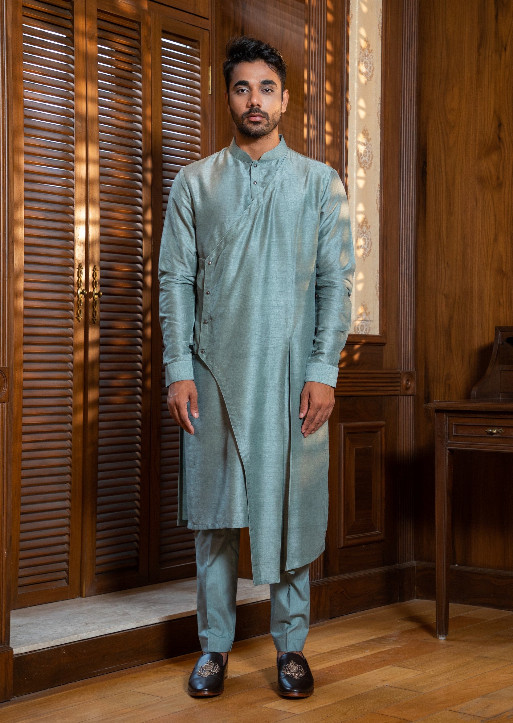 Hand Embroidered Bandi with asymmetric kurta set