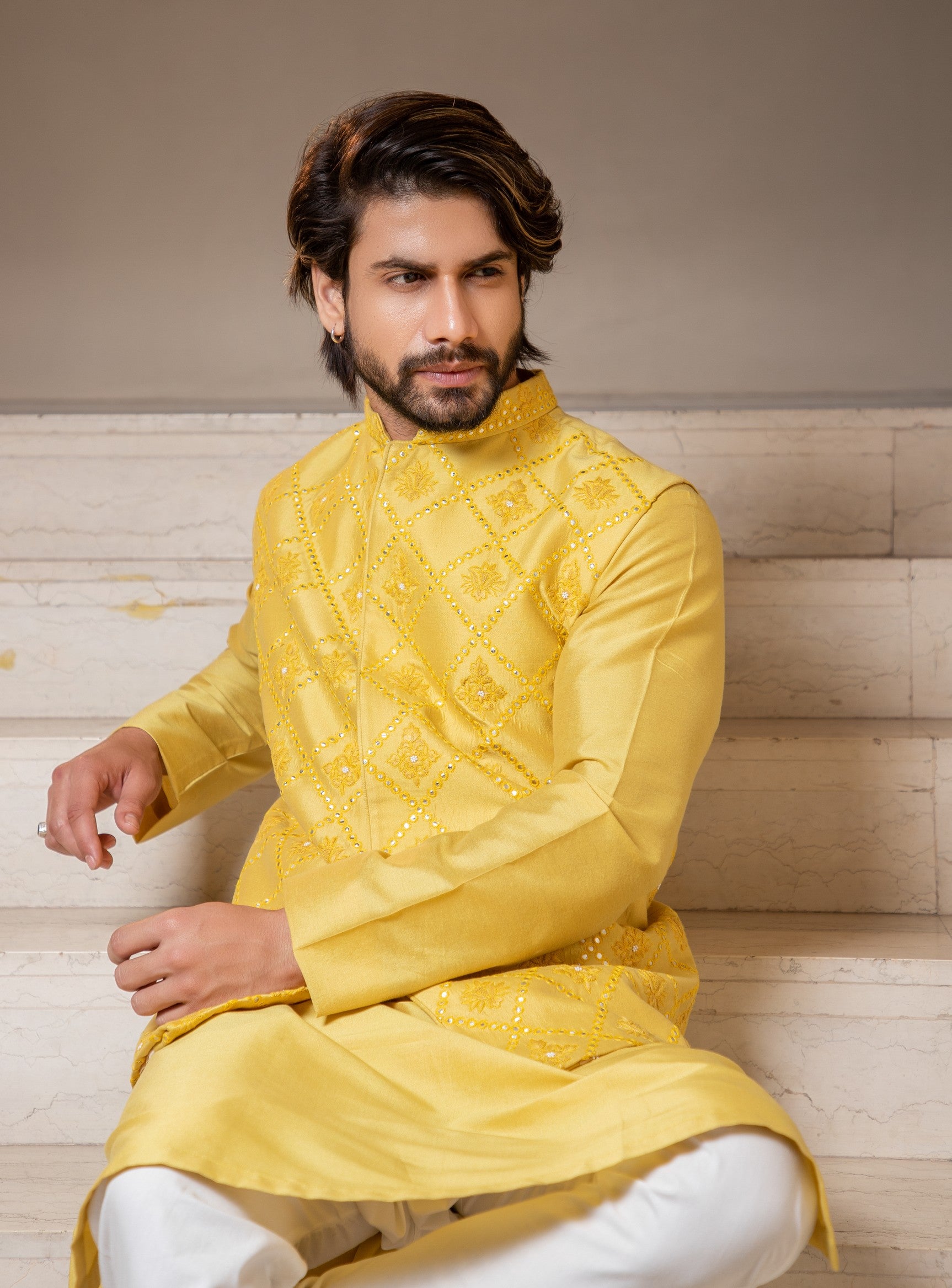 Lemon yellow mirror bandi with kurta set.