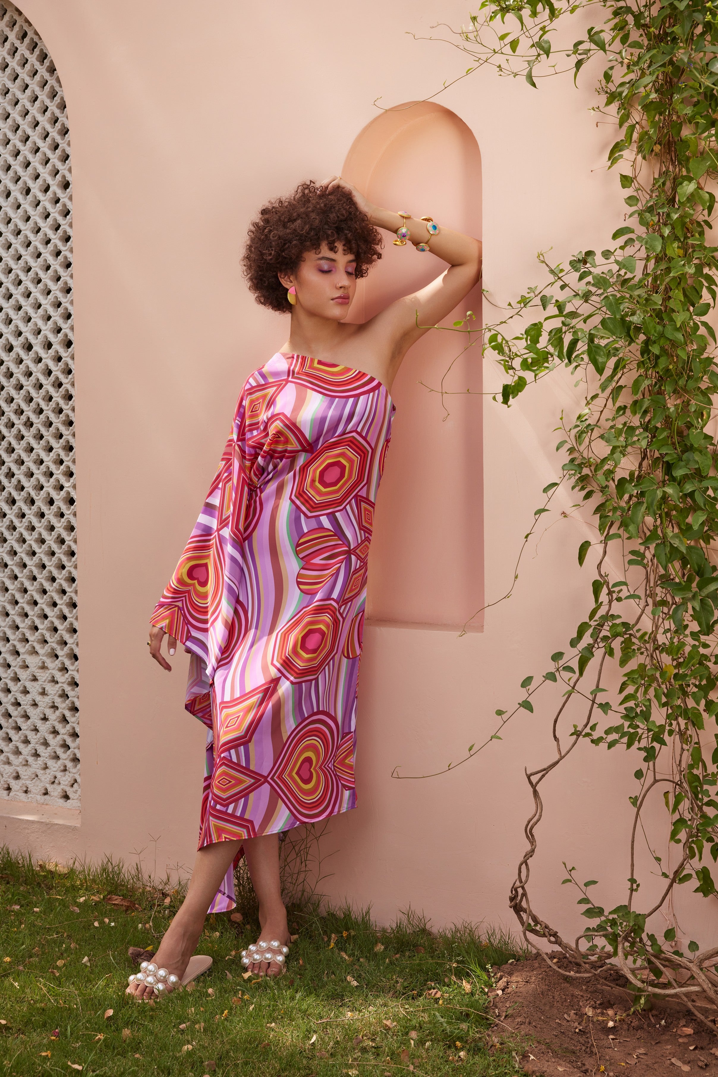 Geometric Tadka One shoulder kaftan