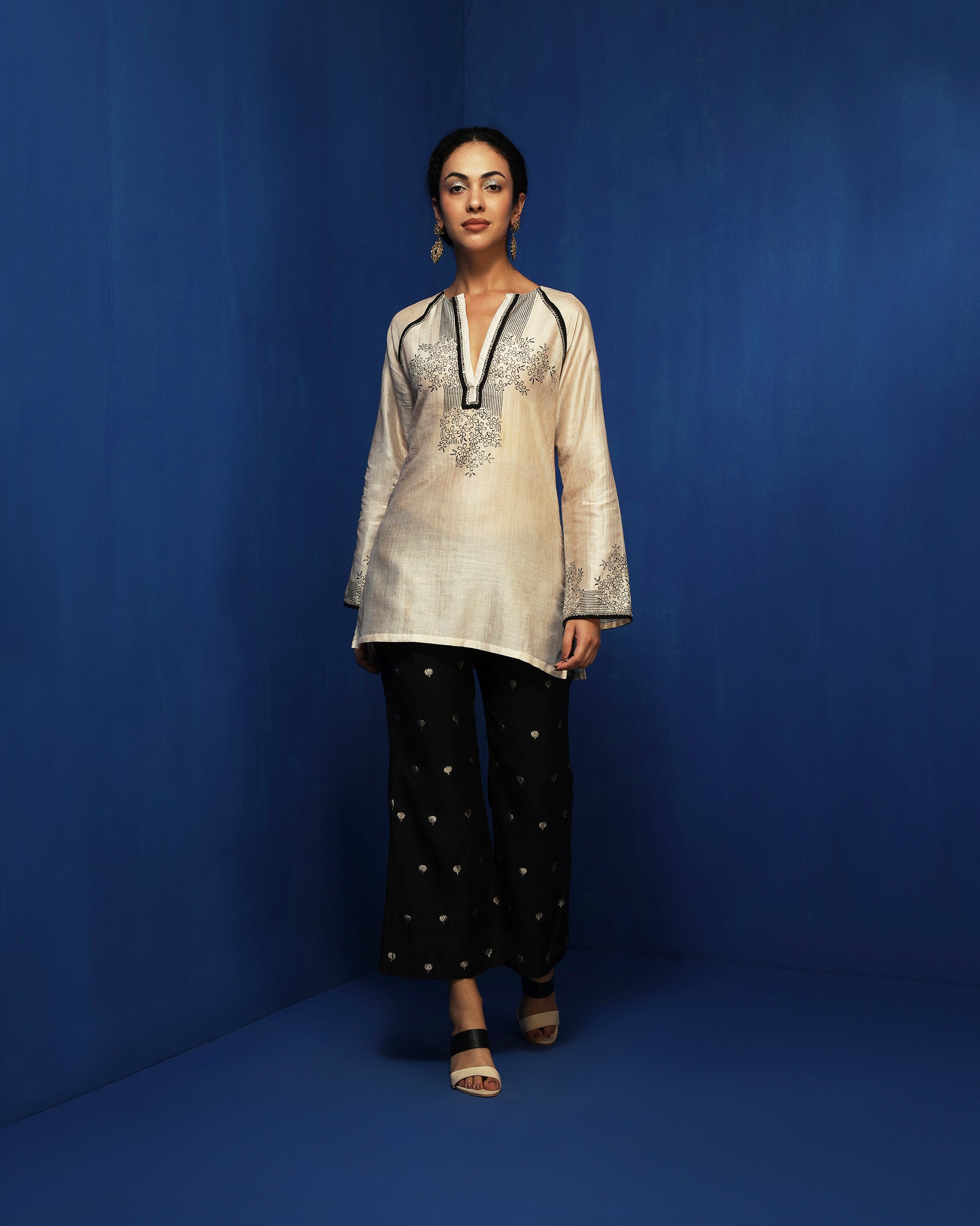 Ecru embroidered tunic