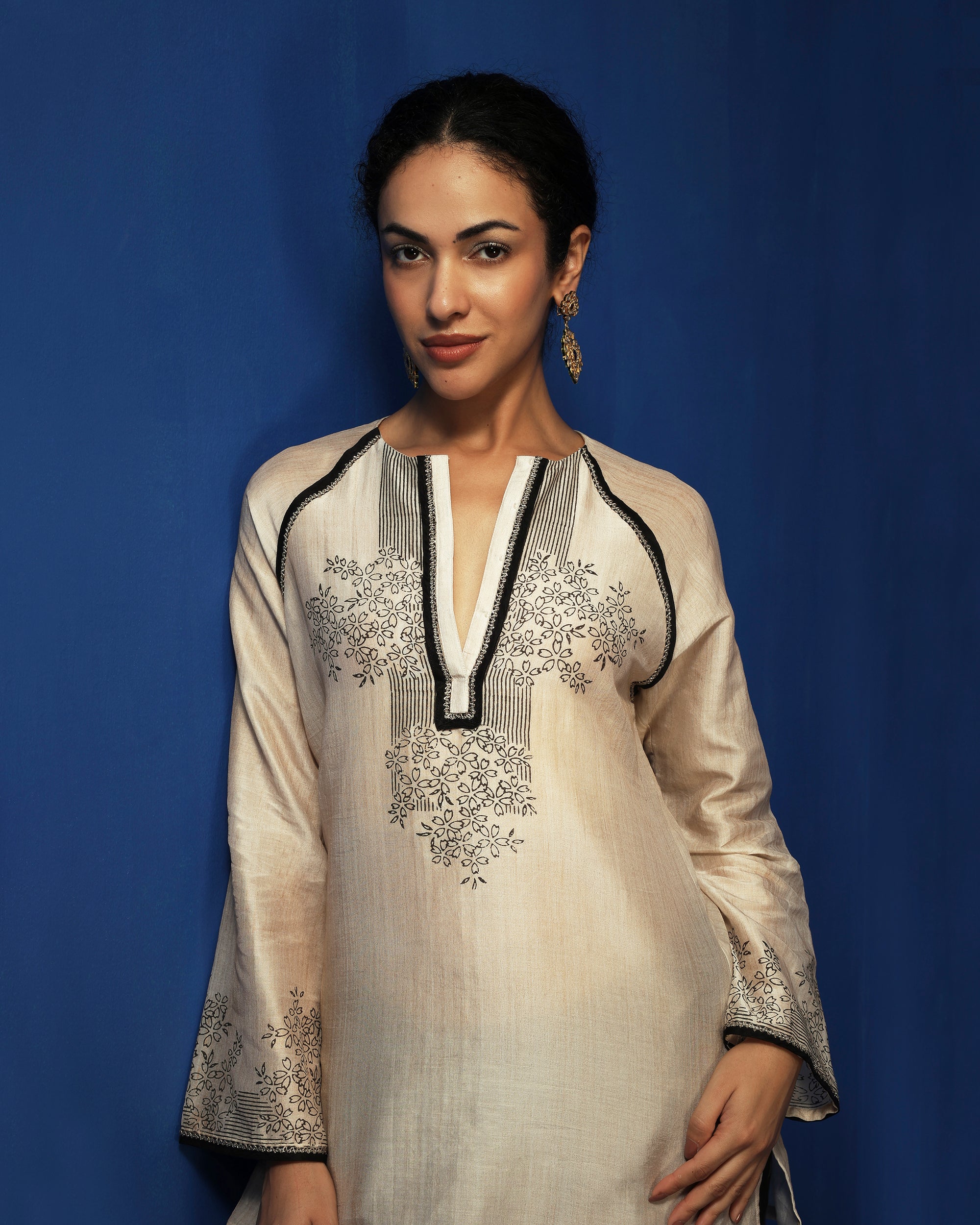 Ecru embroidered tunic