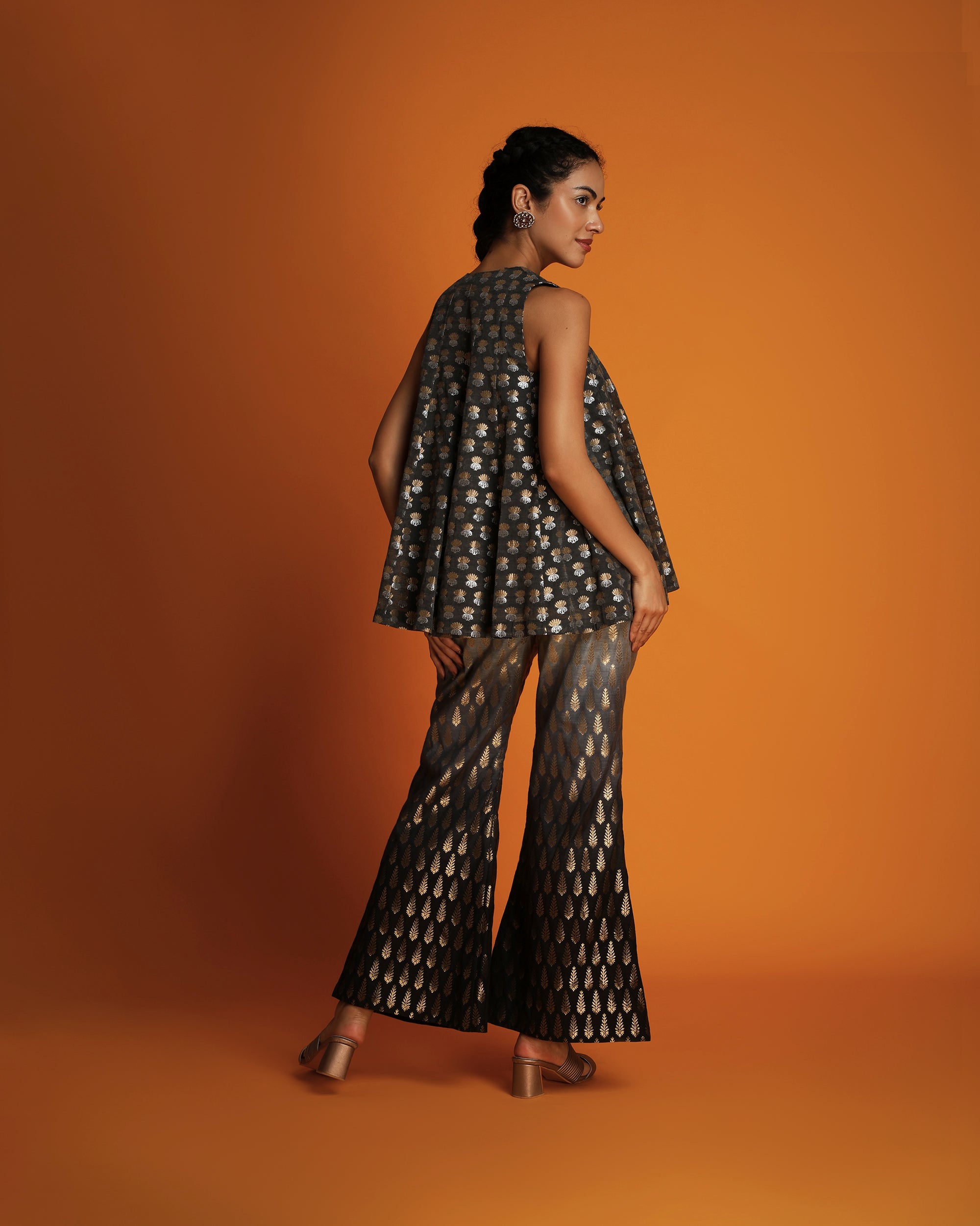 Black ombre booti bell bottom pants