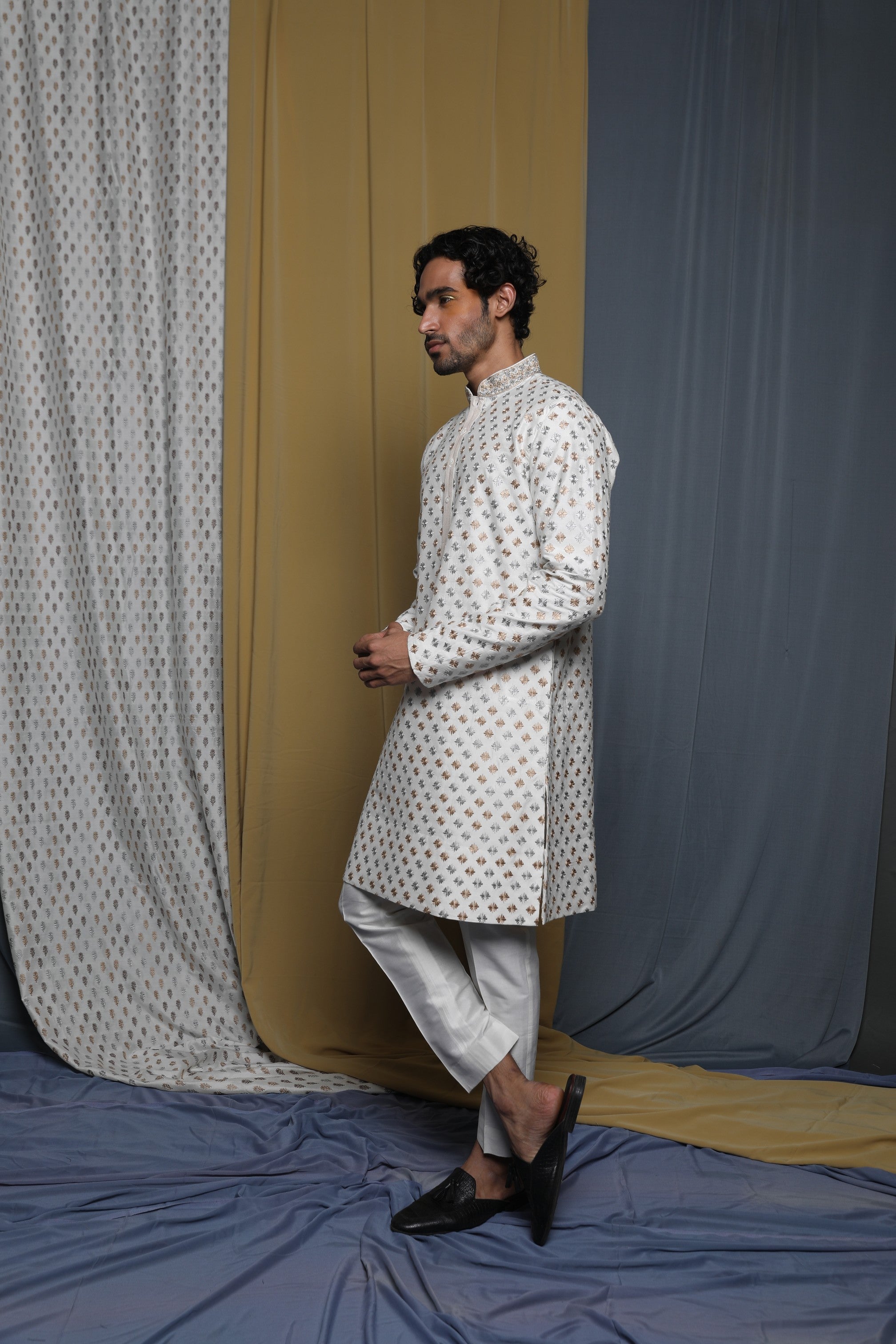 Off-White all over emb kurta