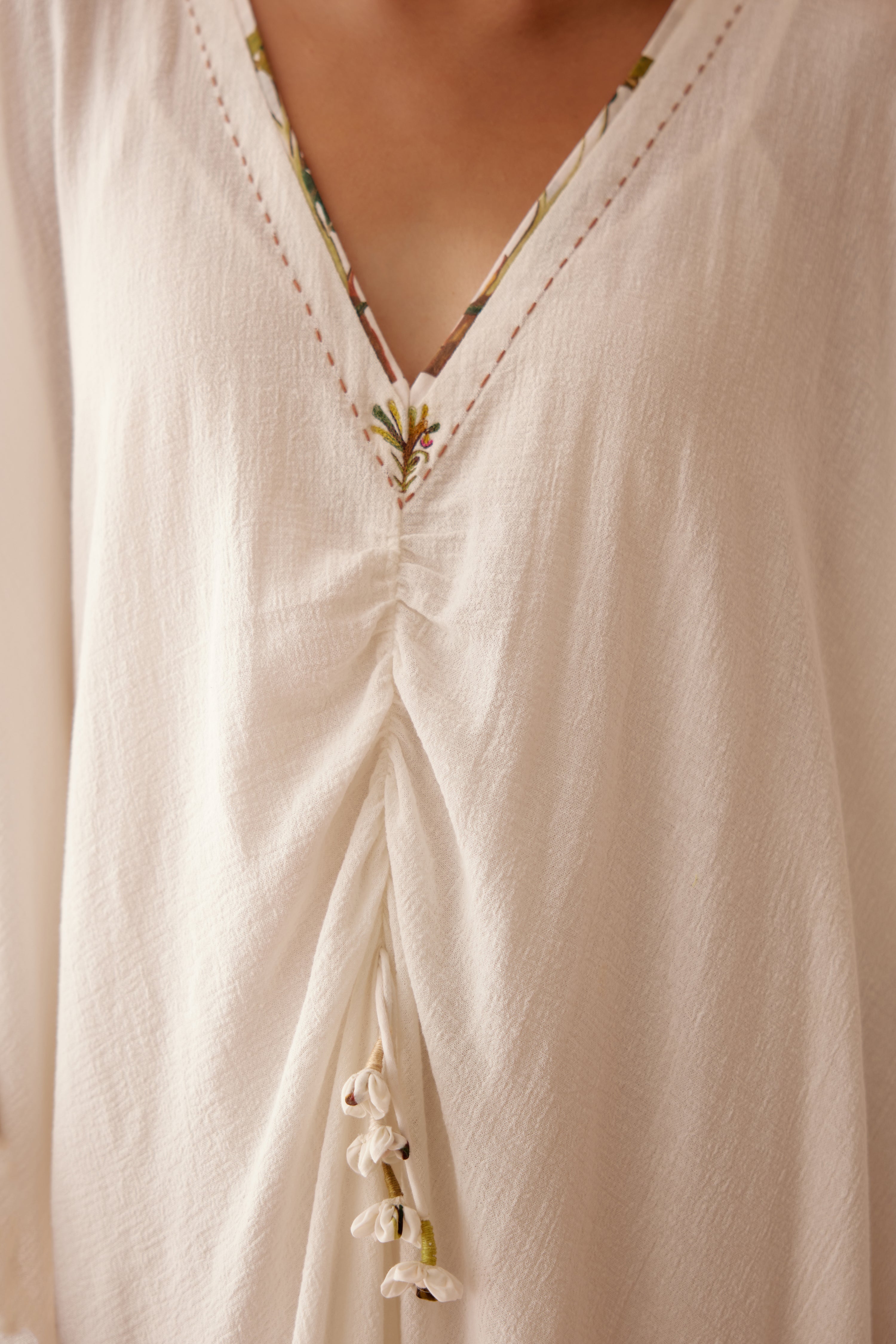 Off-white banana tree applique kaftan