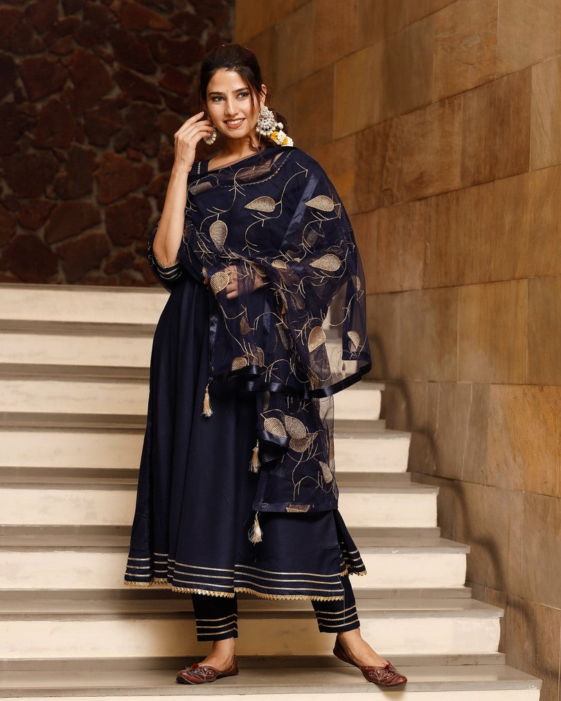 Blue solid gold kurta set with embroidered dupatta