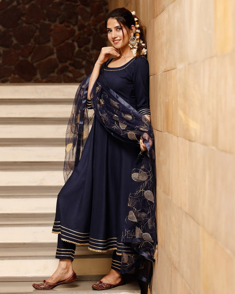 Blue solid gold kurta set with embroidered dupatta