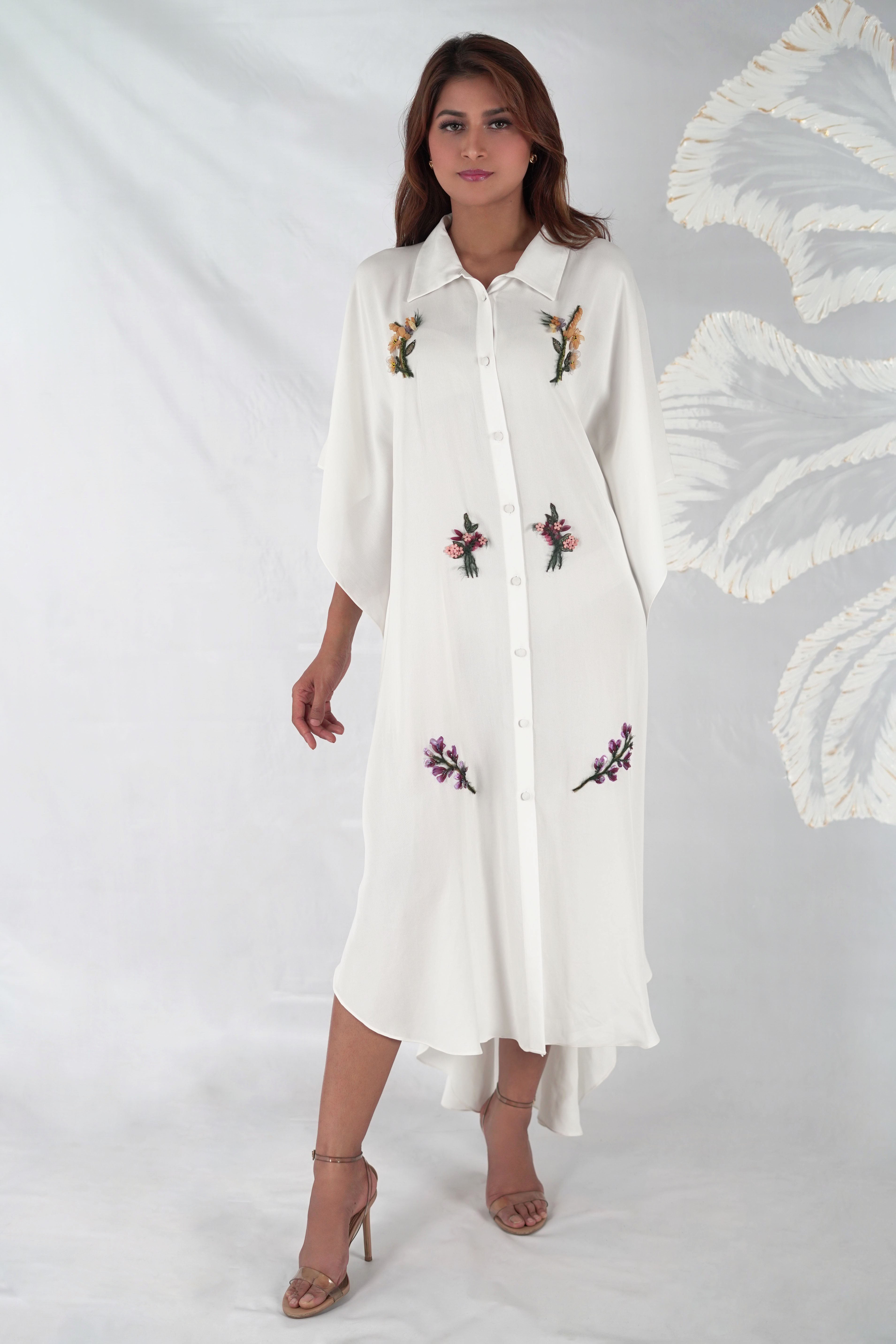 ILANA WHITE FLORAL KAFTAN