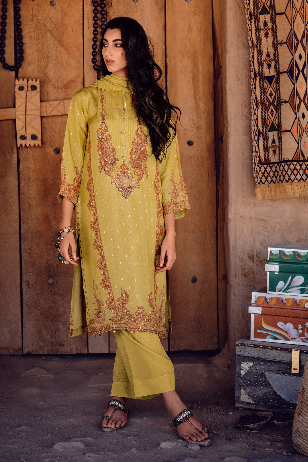 Printed kurta set with handwork