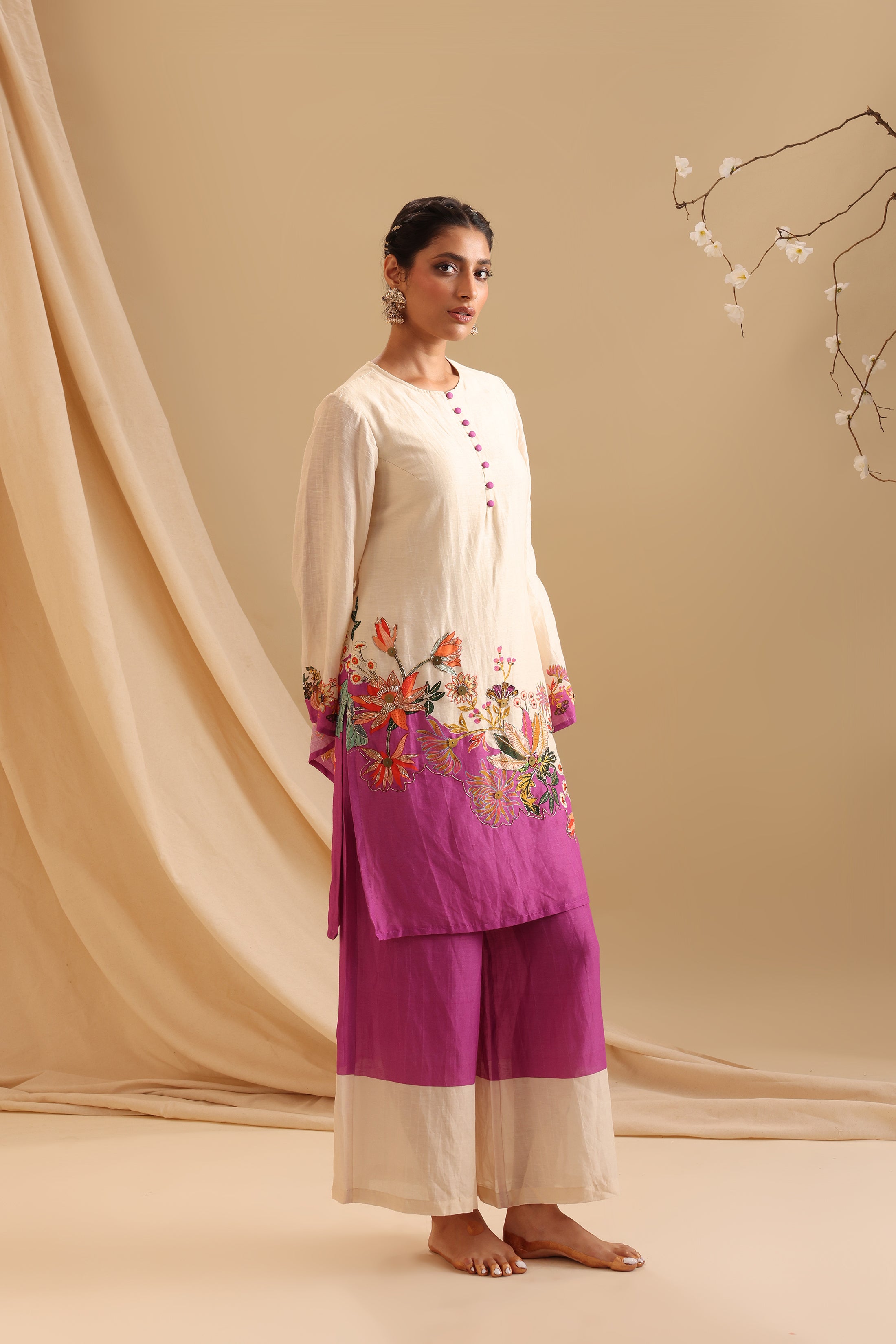 Aarani embroidered Kurta set