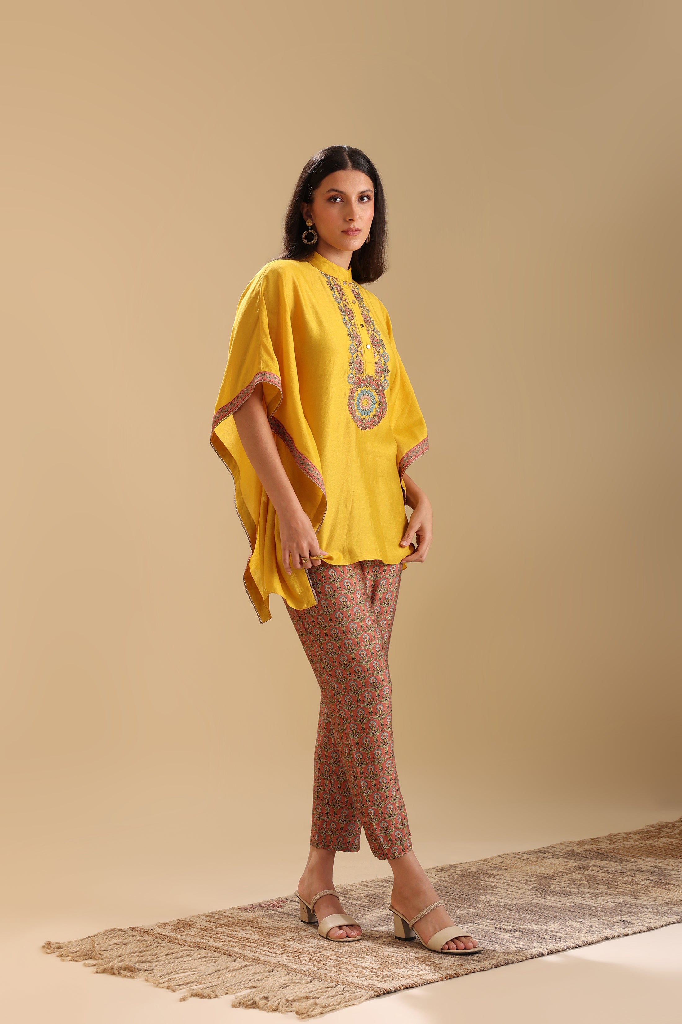 Eraya embellished kaftan set