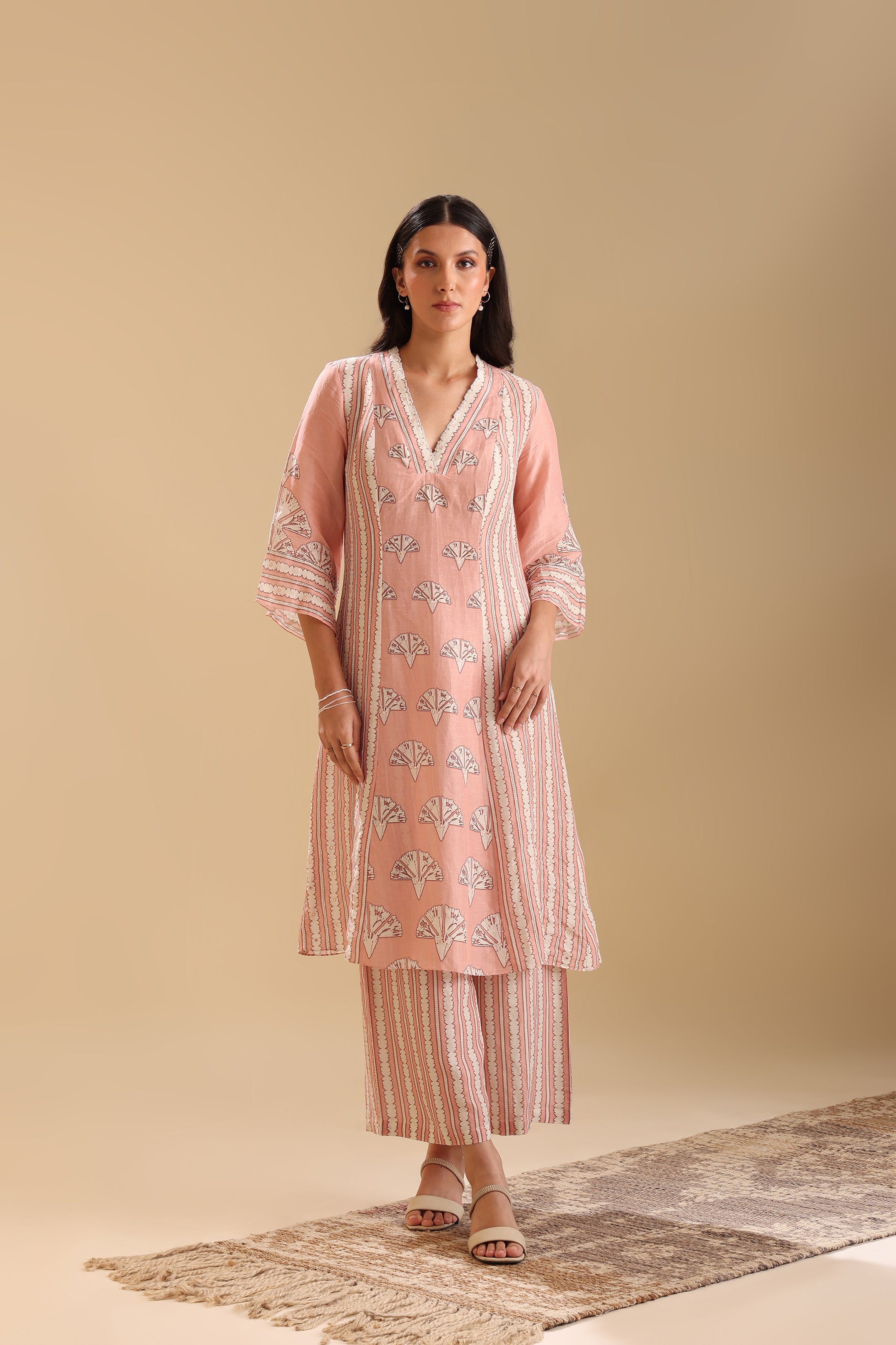 Naqsh Embellished Kurta set