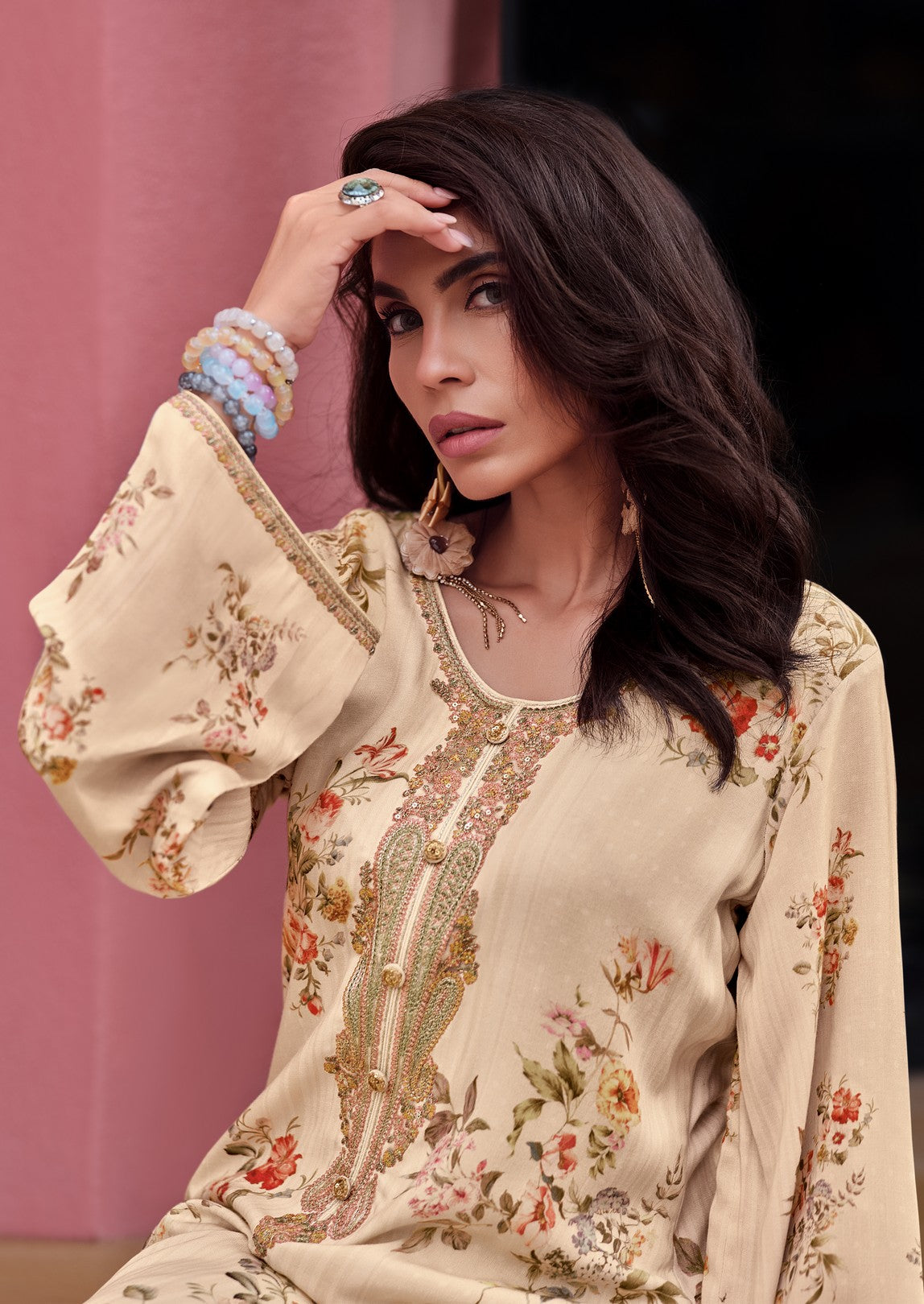 Desert ivory kurta set with embroidery