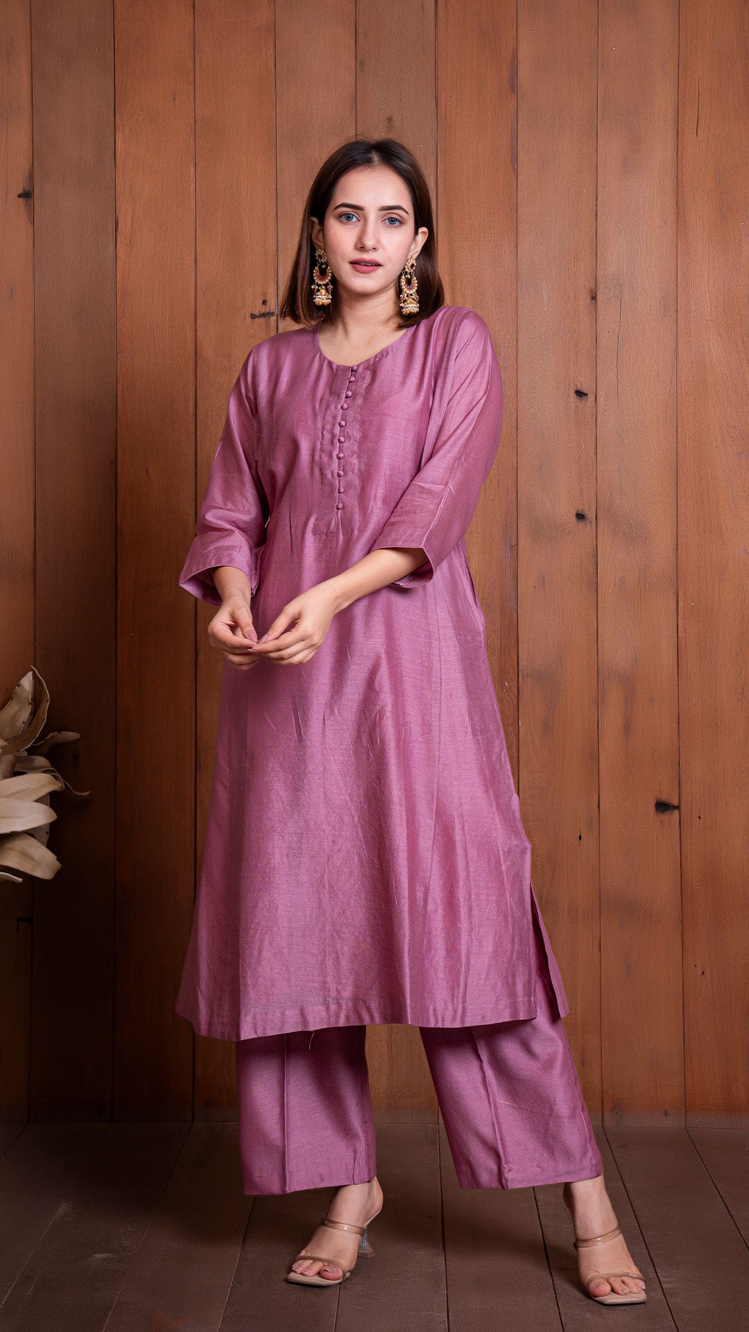 MAUVE CHANDERI JABHA KALI KURTA