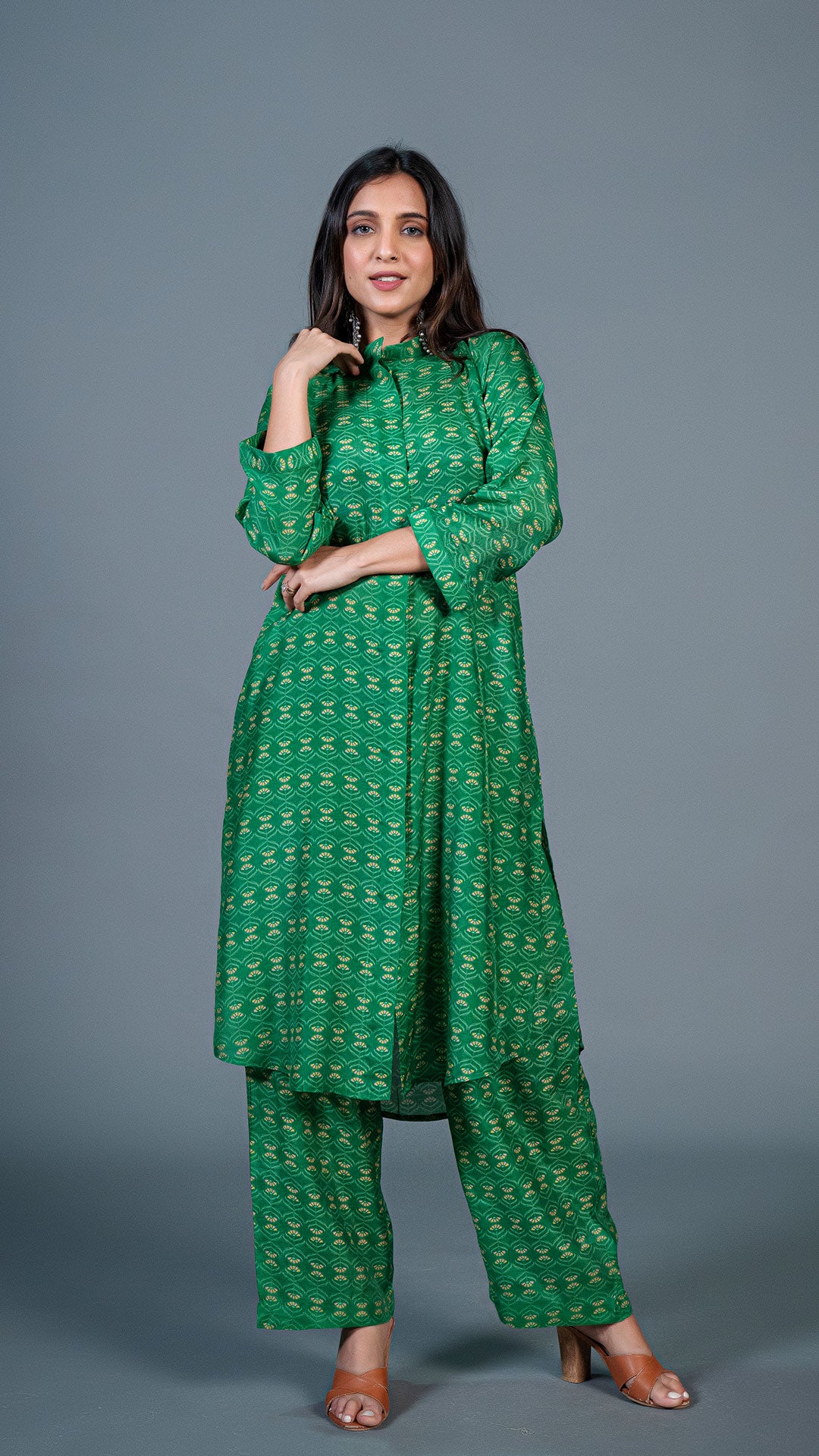 BRIGHT GREEN PRINT CO-ORD SET IN COTTON SILK