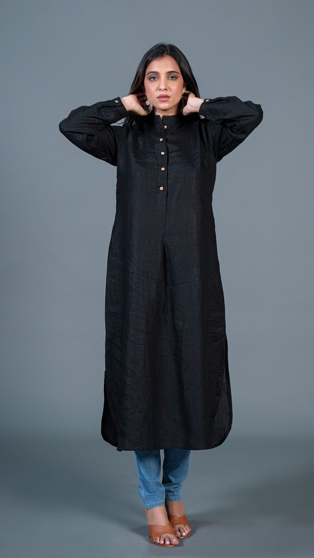 BLACK JABHA STYLE LINEN KURTA