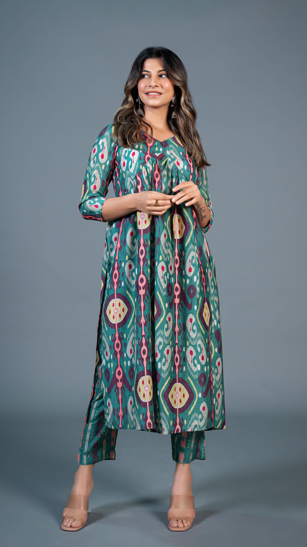 GREEN IKKAT PRINT PLEATED KURTA IN COTTON SILK