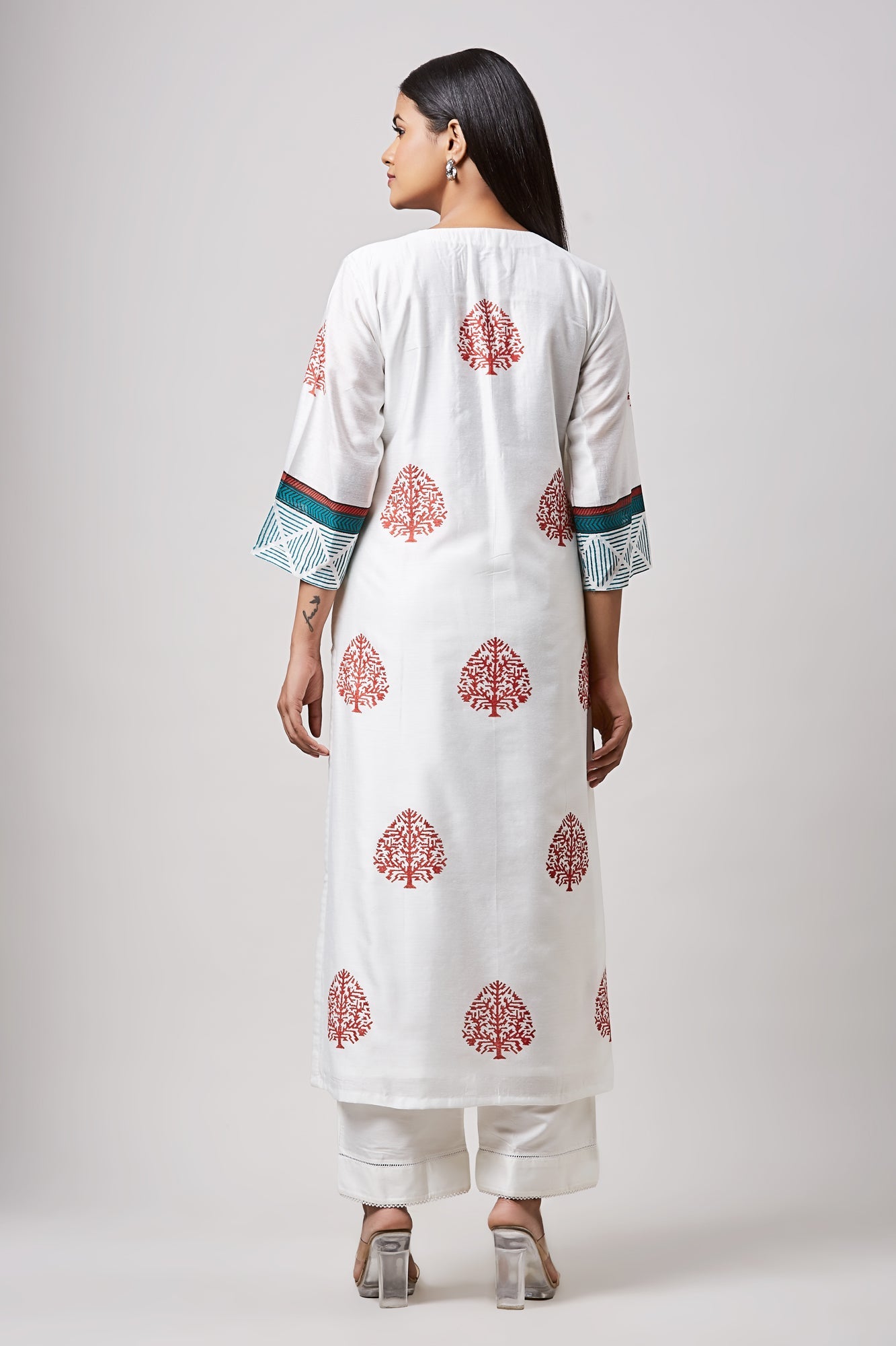 APARJITA HAND BLOCK PRINTED SET