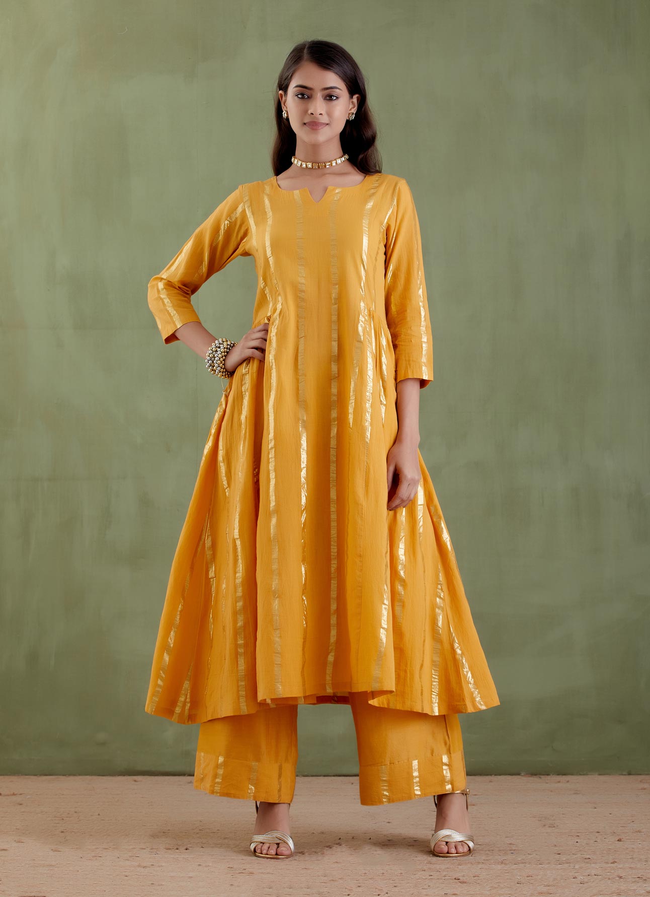 Tarabai Kurta Set