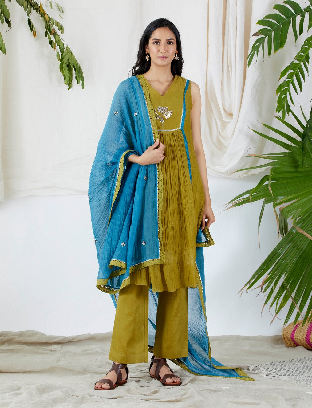 Kurta with dupatta & pants