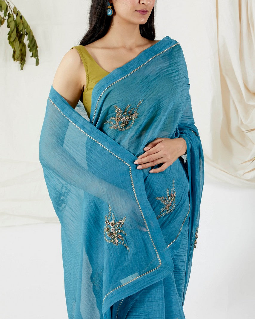 Saree with blouse piece