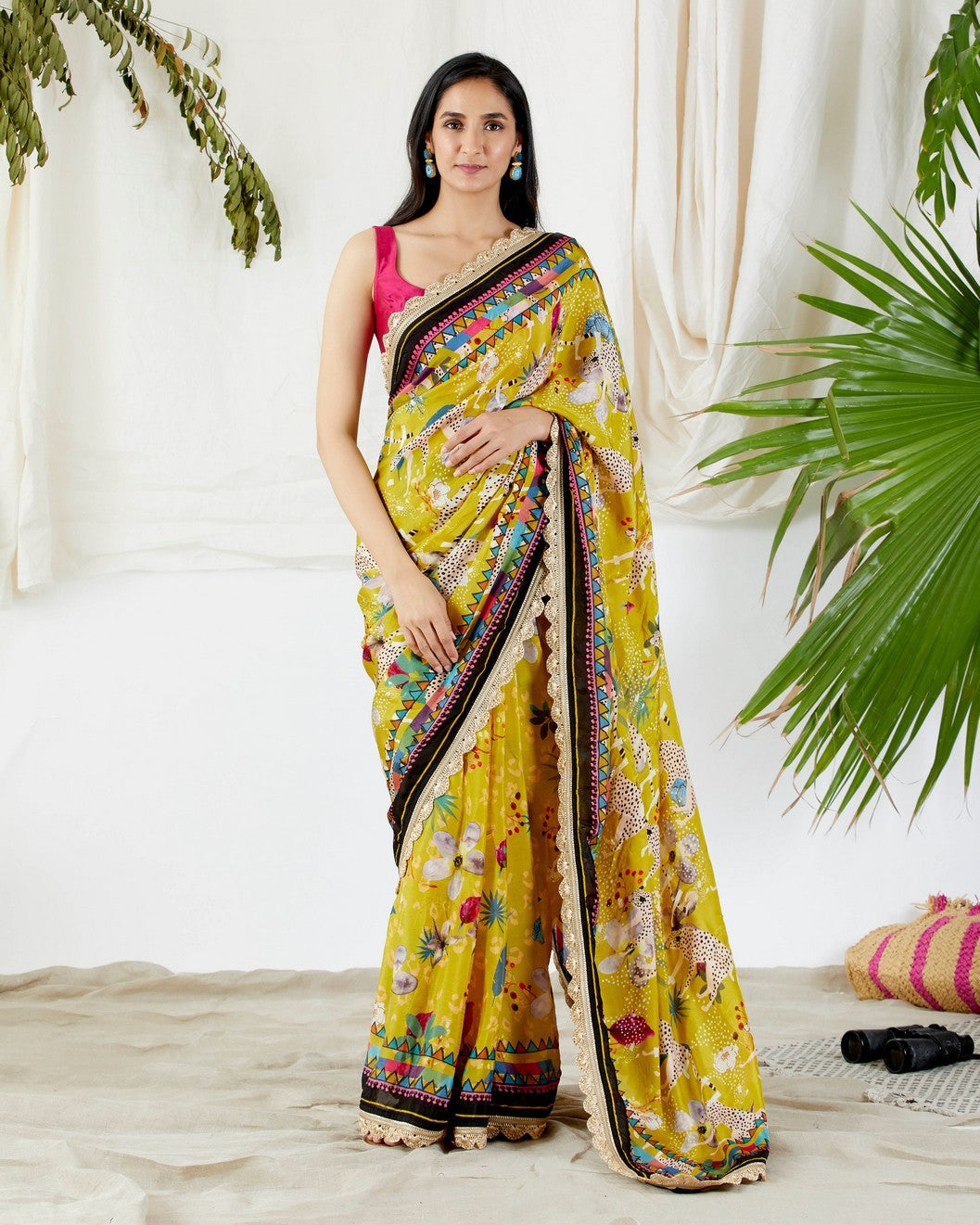 Saree with unstitched blouse piece