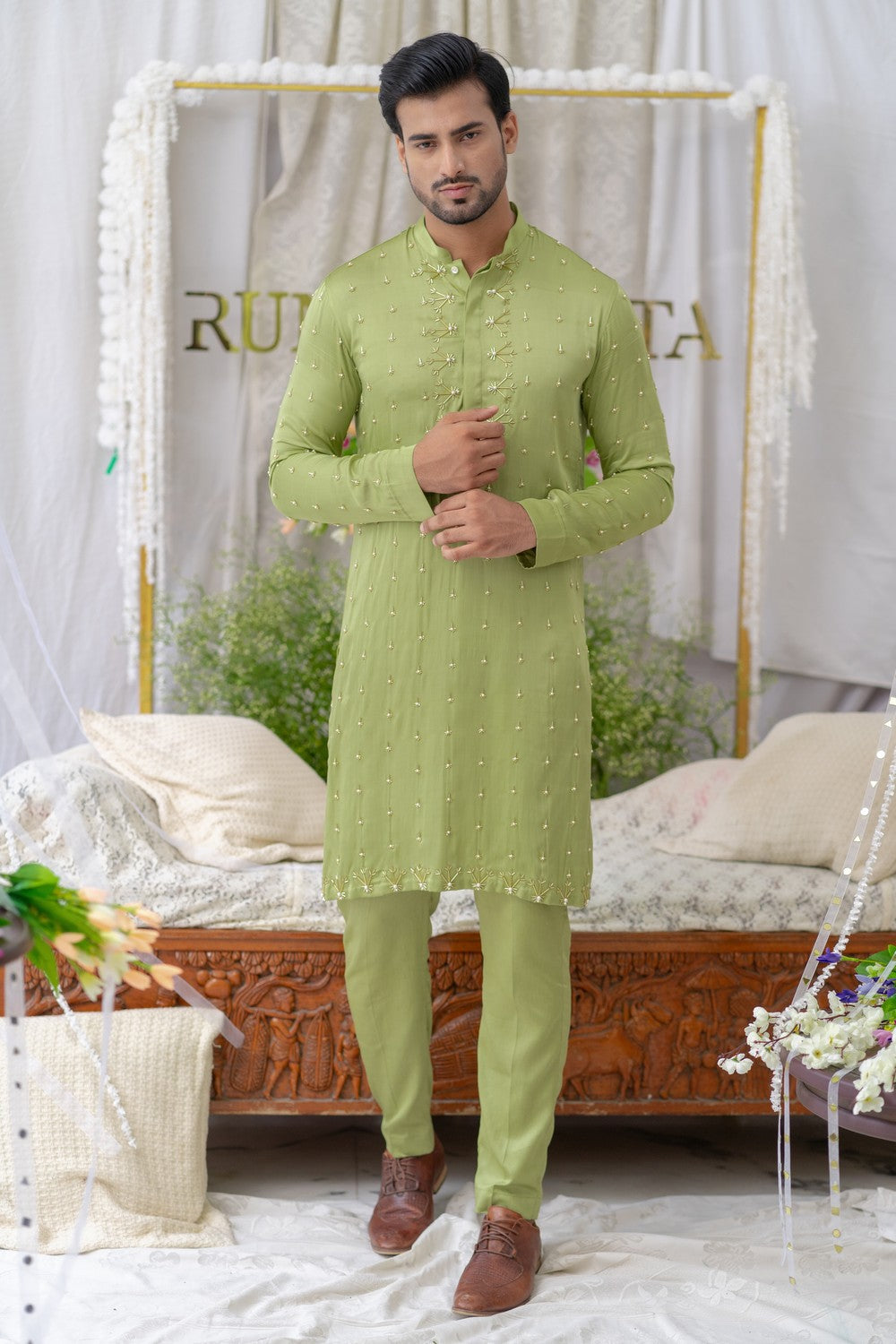 embroidery kurta gents