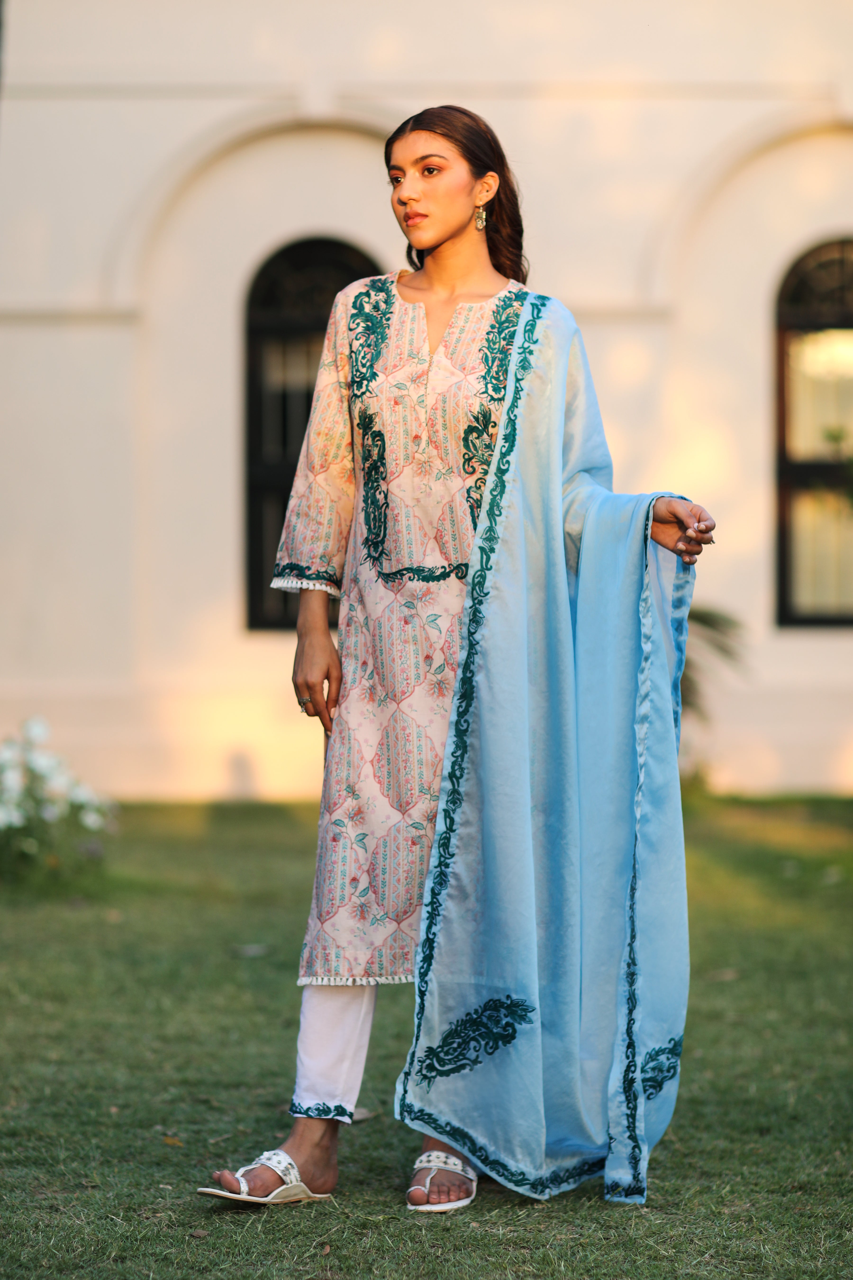 Shirin Dupatta