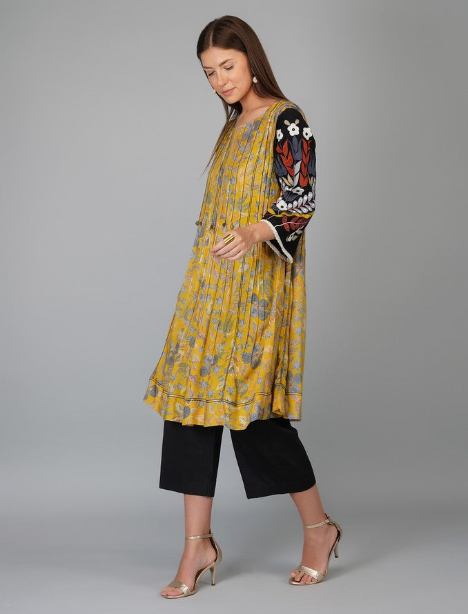 FLOWER PRINT PLEATED TUNIC SET WITH APPLQUE SLEEVES