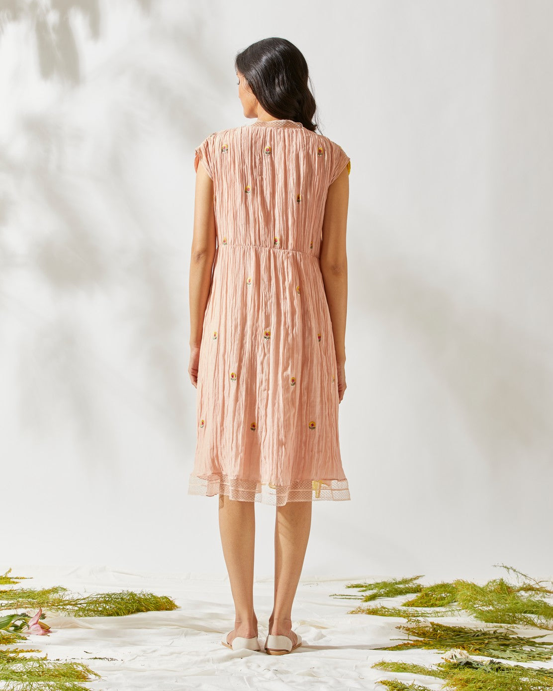 CARNATION KNOTTED DRESS