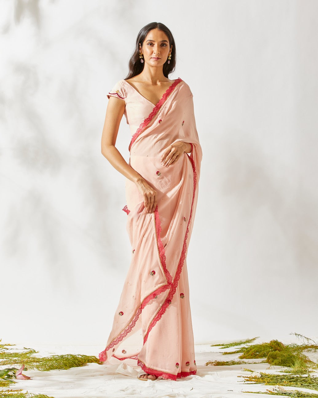 VINTAGE CARNATION SAREE