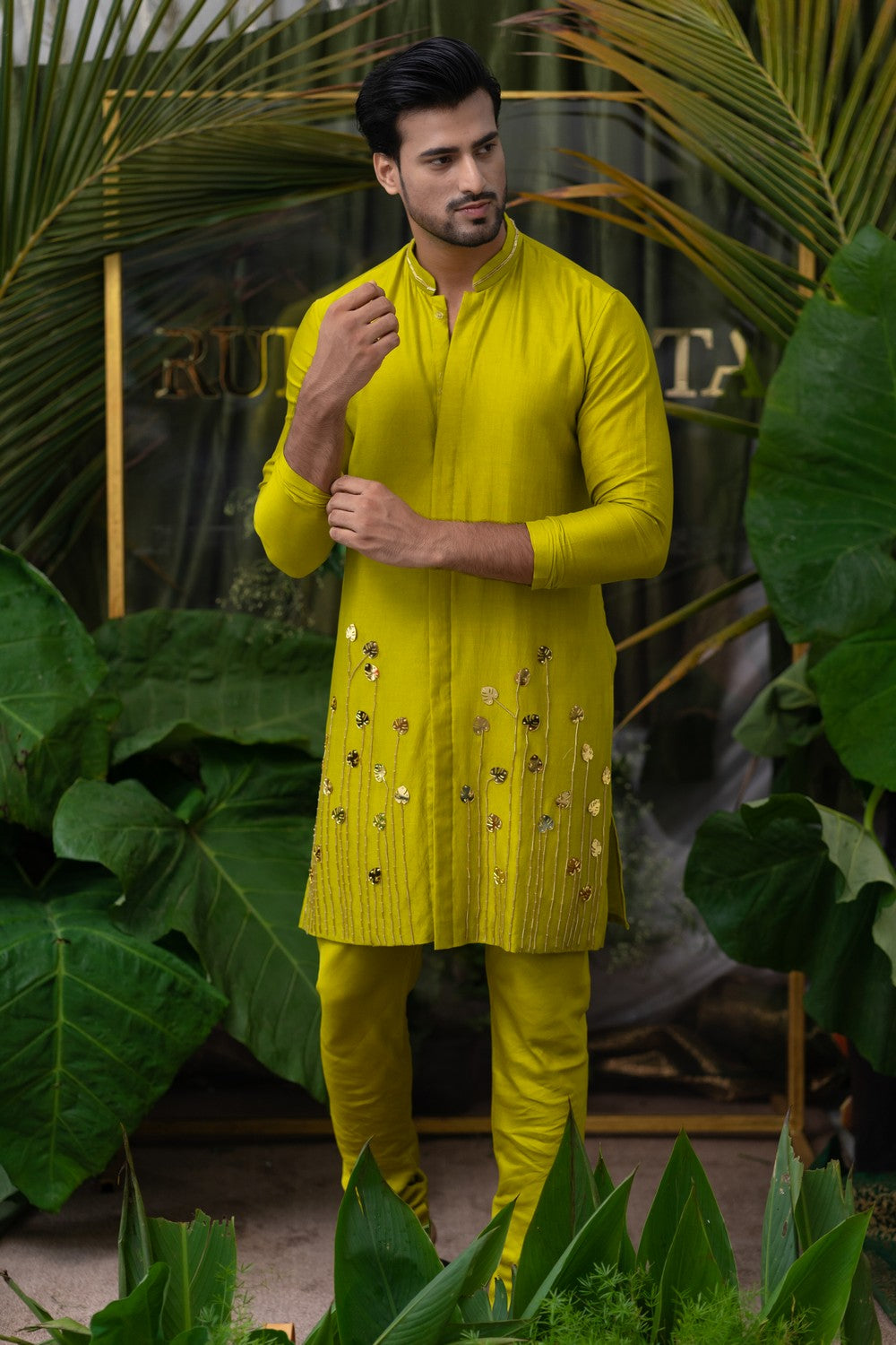 kurta with embroidery for men