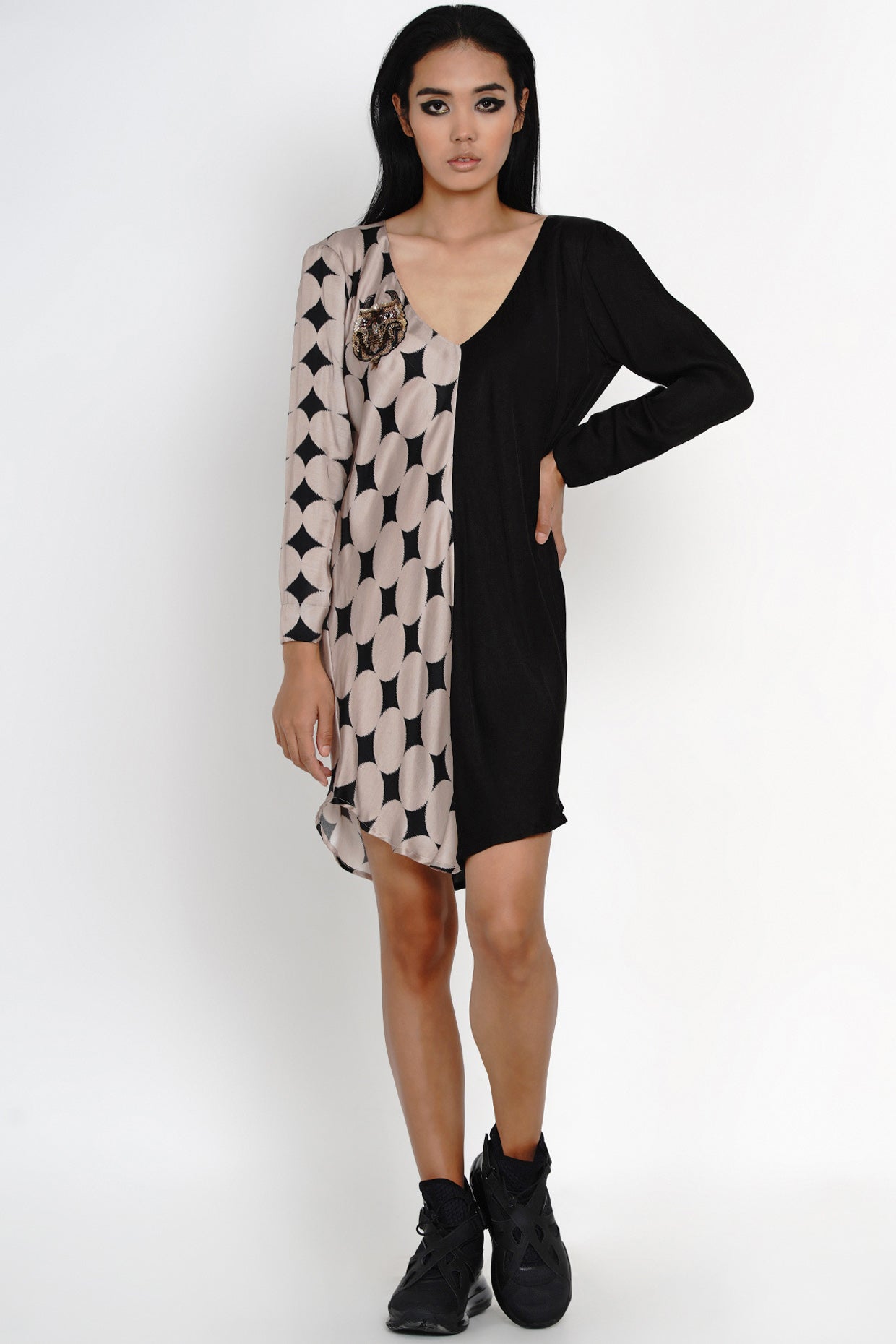 TWO-TOO DRESS BEIGE POLKA I BLACK