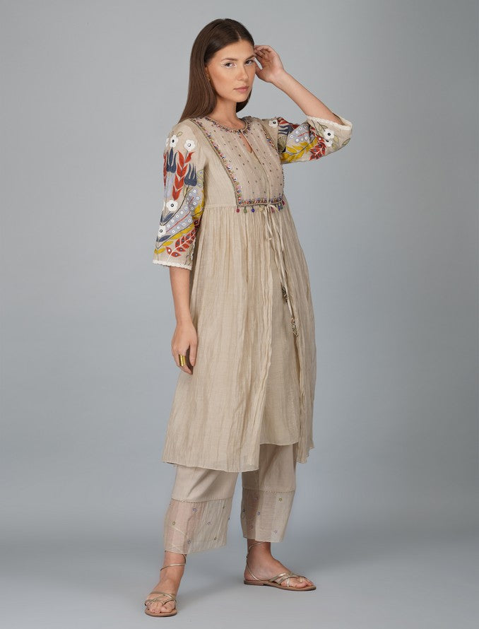 APPLIQUE SLEEVES LAYERED KURTA SET