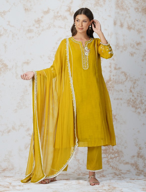 BAROQUE FLOWER MUSTARD KURTA SET