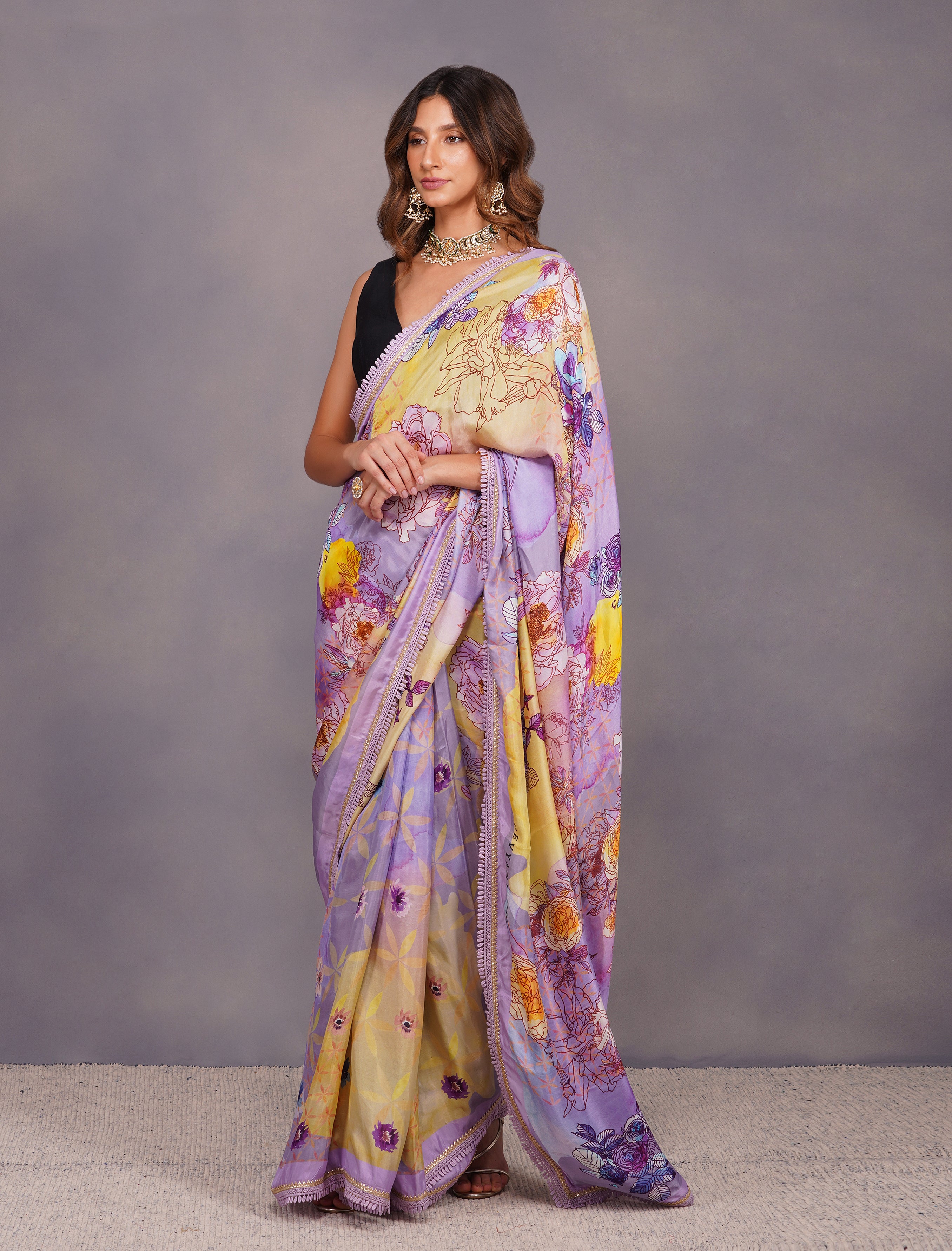 BIG FLOWER PRINT LAVENDER SAREE