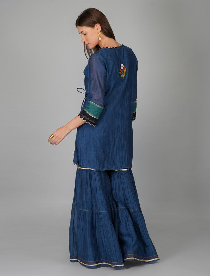 APPLIQUE WRAP KURTA AND GARARA SET