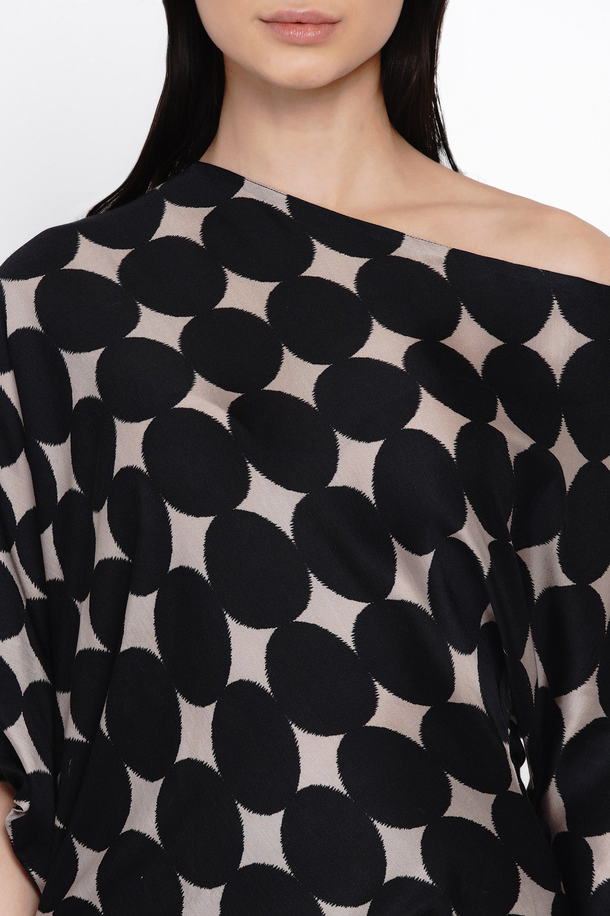 BLACK POLKA SLY-DOF TOP