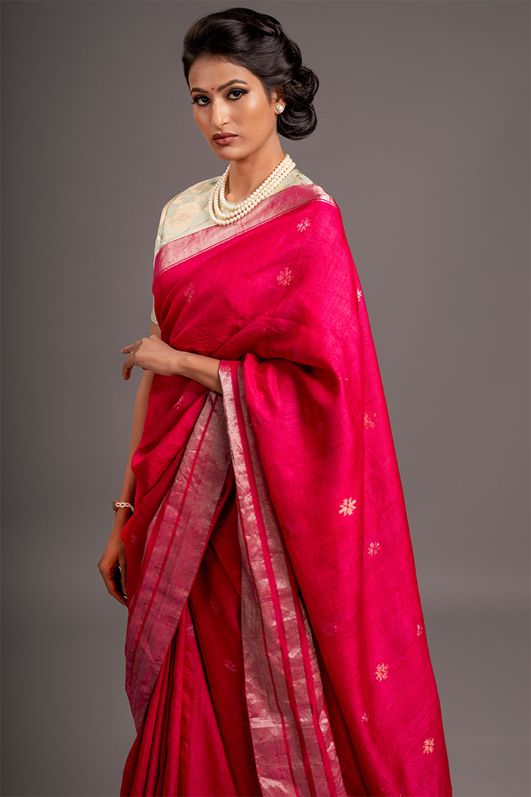 Fuschia Jamdani Handloom Saree